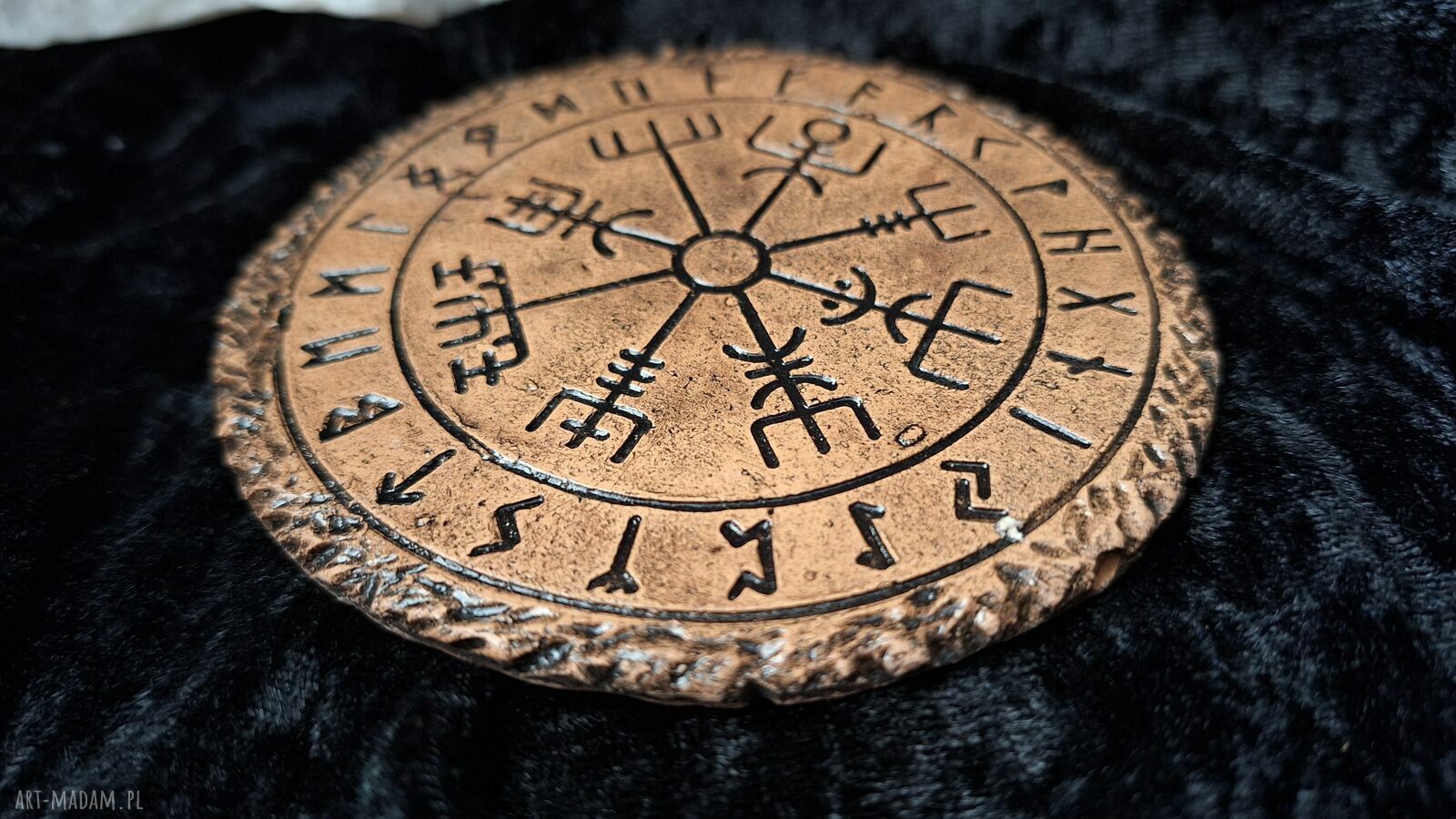 Kompas Wikinga Vegvísir ceramiczna podstawka z runami Futhark