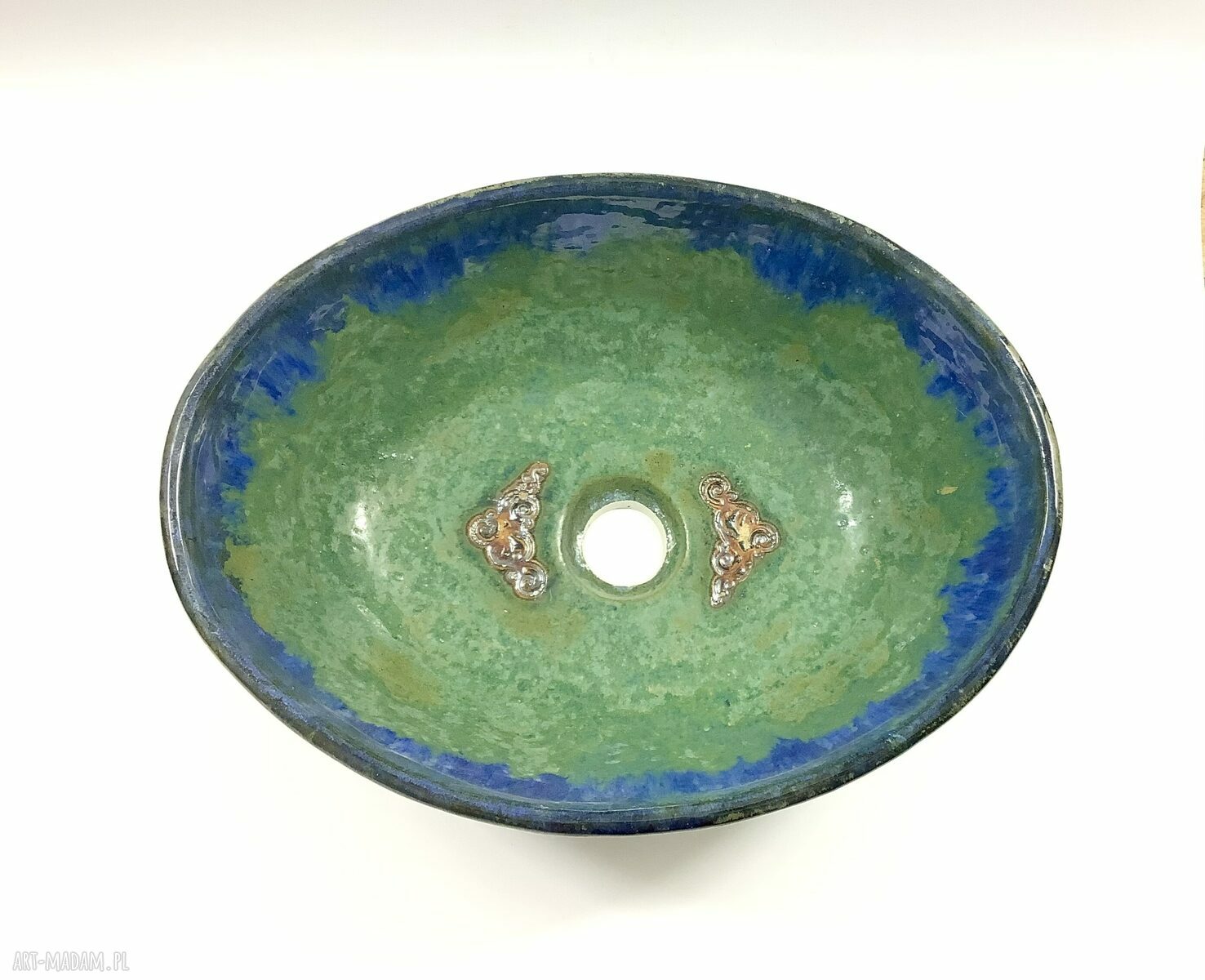 Umywalka ceramiczna Jeziorak - rękodzieło, które nada łazience charakteru