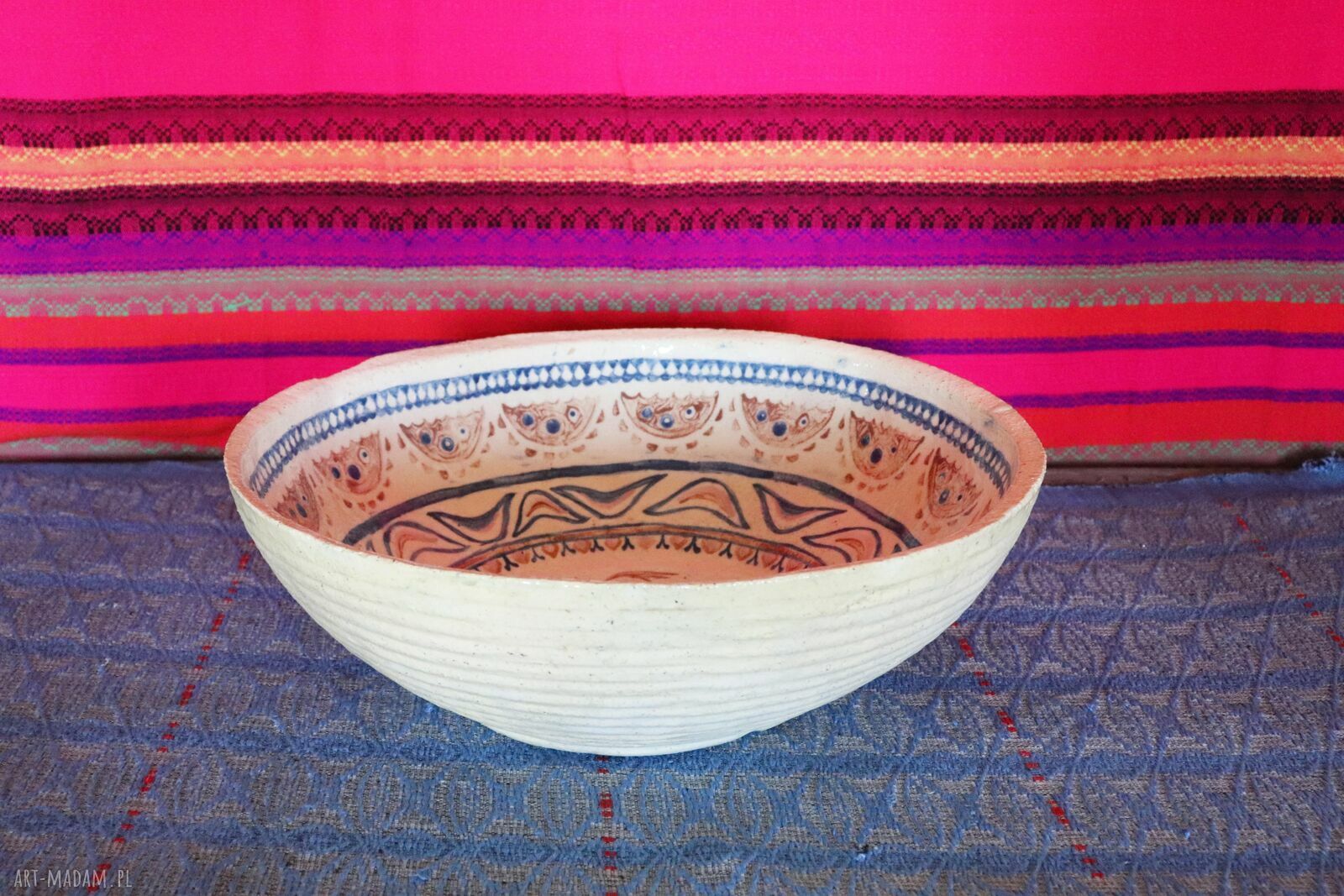 Umywalka ceramiczna nablatowa Hafty 31 cm - folklor w Twojej łazience