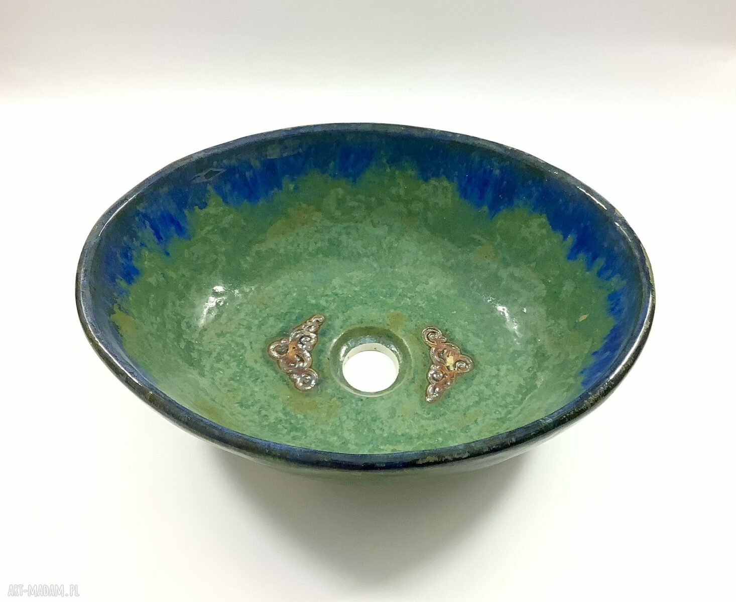 Umywalka ceramiczna Jeziorak - rękodzieło, które nada łazience charakteru