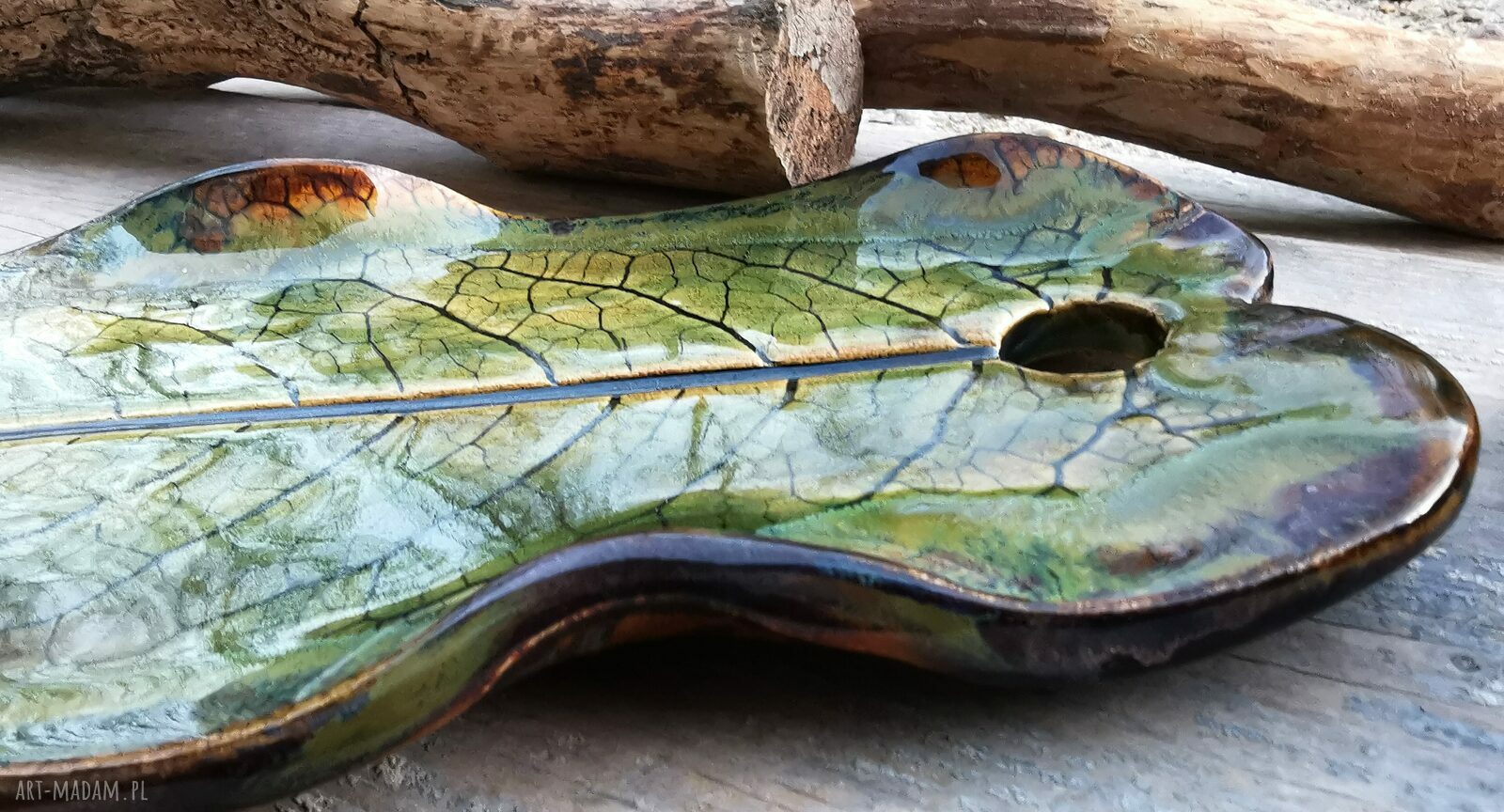 Duża ceramiczna zawieszka liść w stylu jungle - zielony brąz