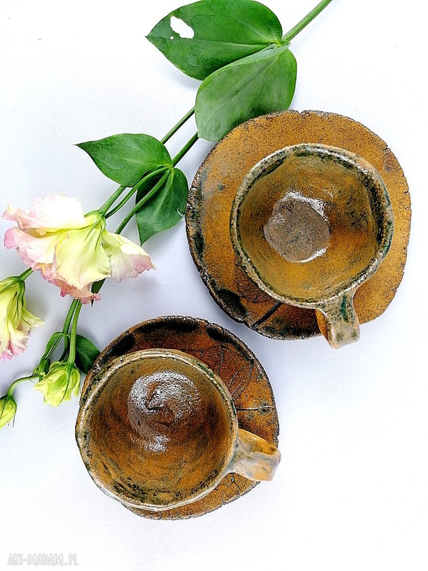Ręcznie robione filiżanki ceramiczne do kawy z talerzykami - brąz i zieleń