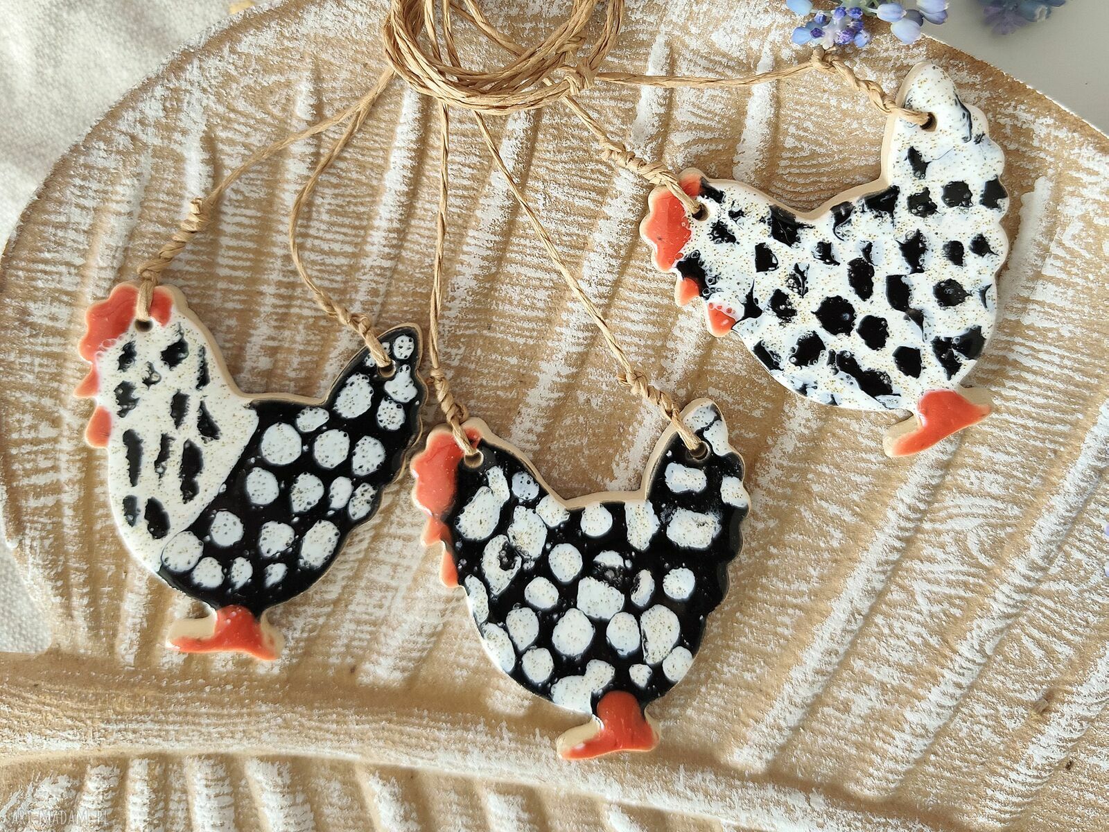 Ceramiczne kurki w kropki - ozdoby ceramiczne do powieszenia na ścianę (zestaw 3 szt.)