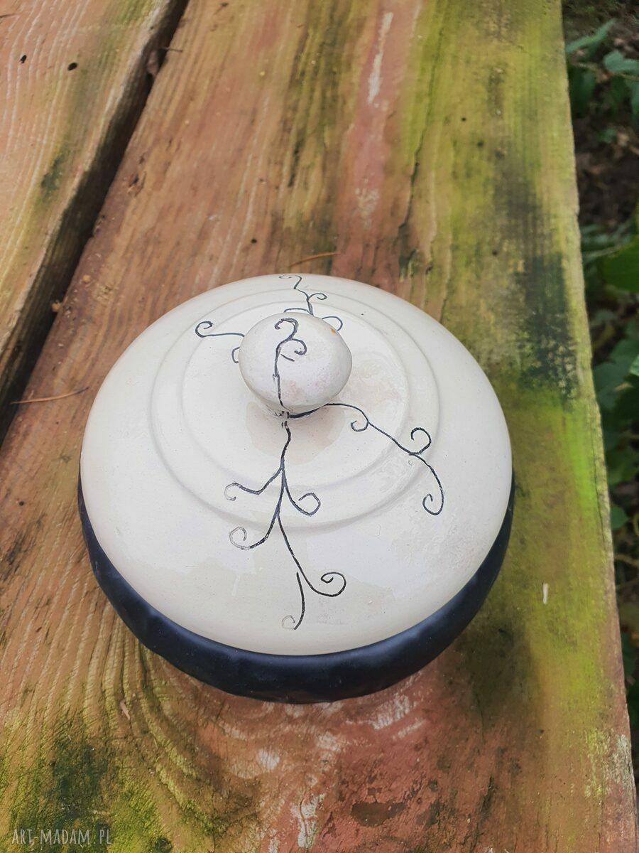 Ceramiczny pojemnik spożywczy - cukiernica i maselnica z ceramiki