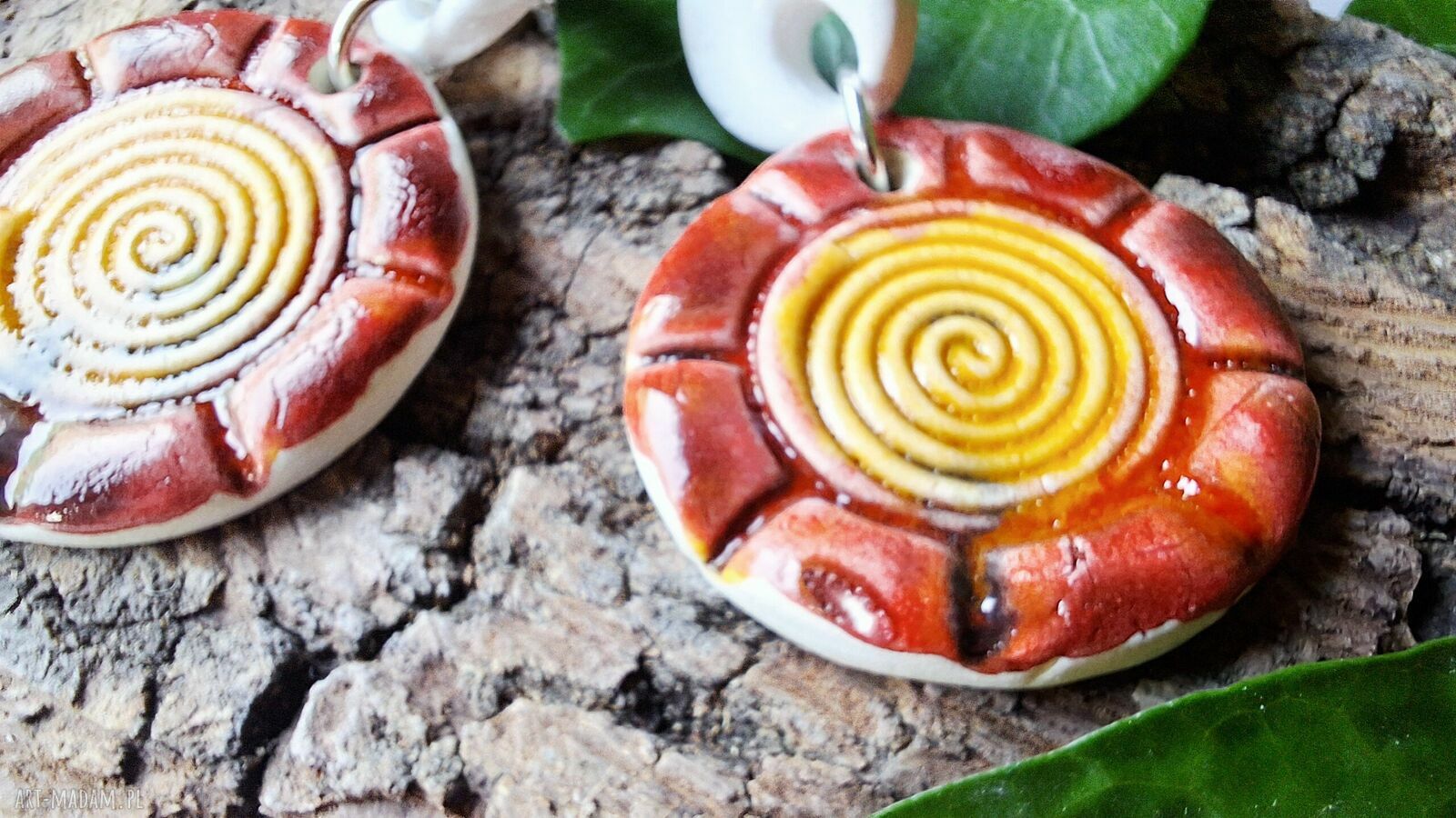 Kolczyki ceramiczne „Solarna Spirala” - ręcznie robione z ceramiki szkliwionej