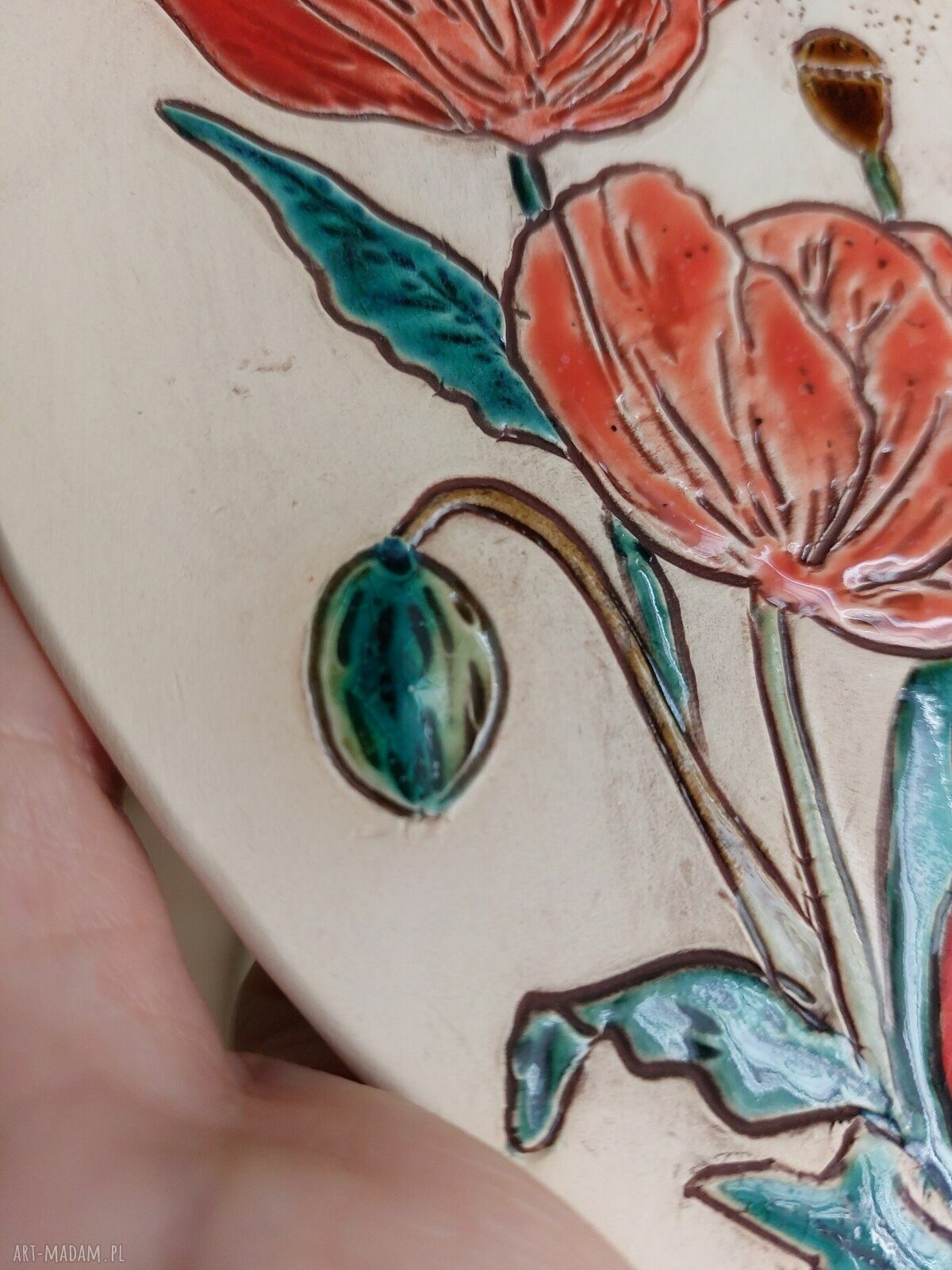 Ceramiczne serce z makami - ręcznie robiona dekoracja na ścianę