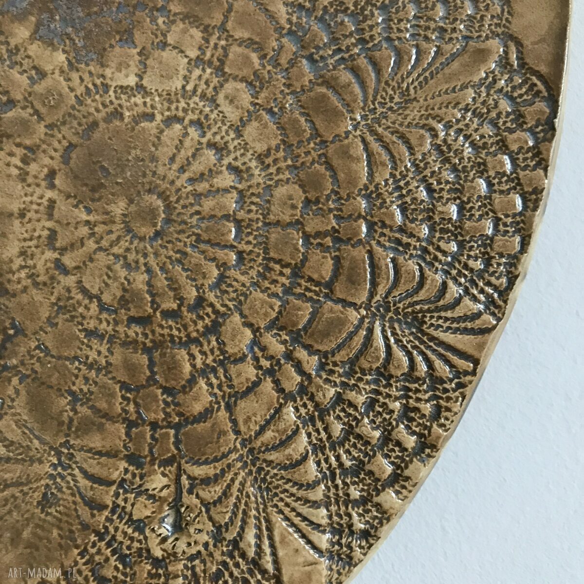 Ceramiczne serce z odciskiem serwetki - wyjątkowy wallhanging do domu