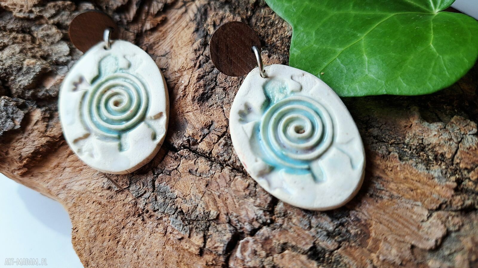 Kolczyki ceramiczne "Spirala Życia" - ręcznie robiony amulet szczęścia