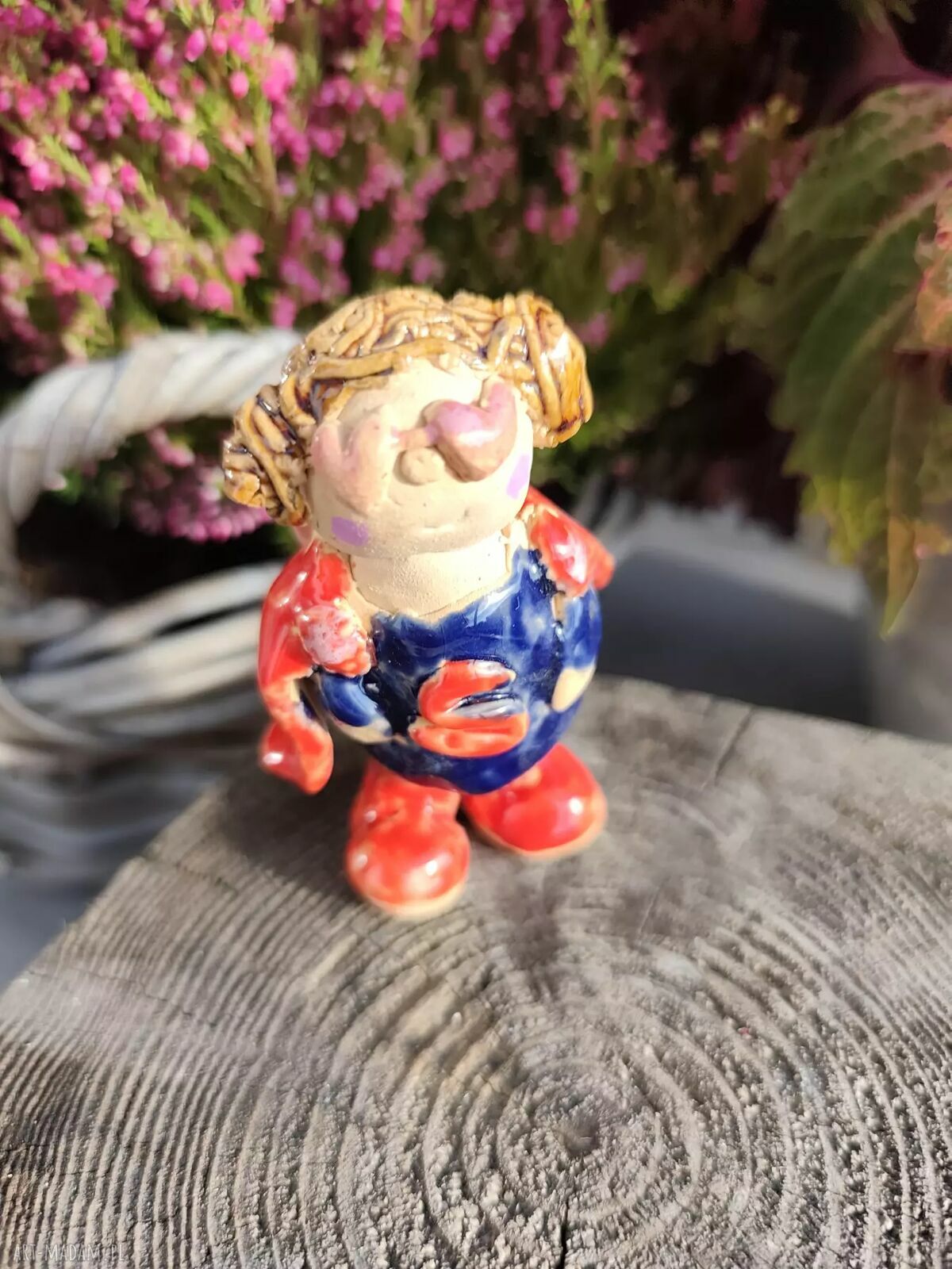 Kolorowy anioł ceramiczny do zadań specjalnych