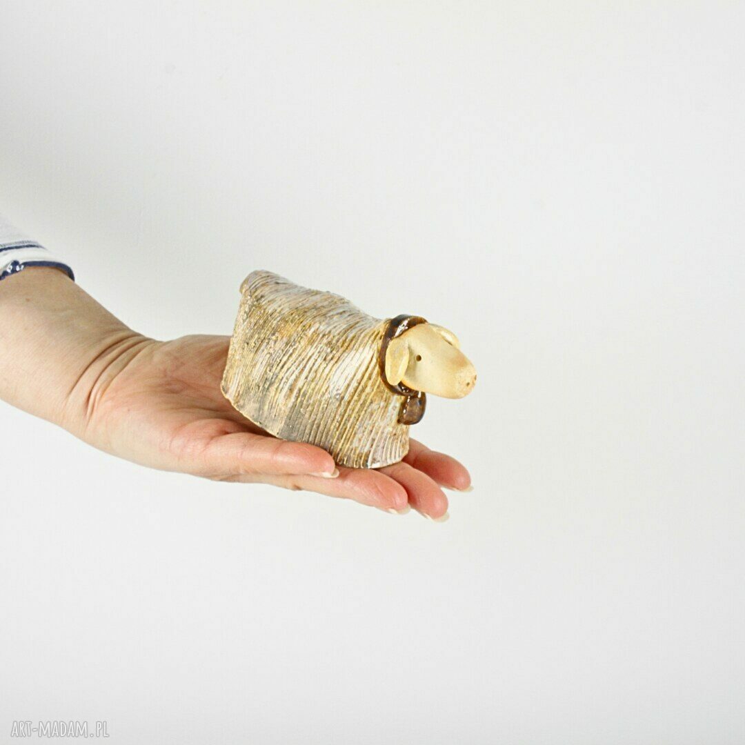 Ceramiczny baranek wielkanocny do koszyczka i na świąteczny stół