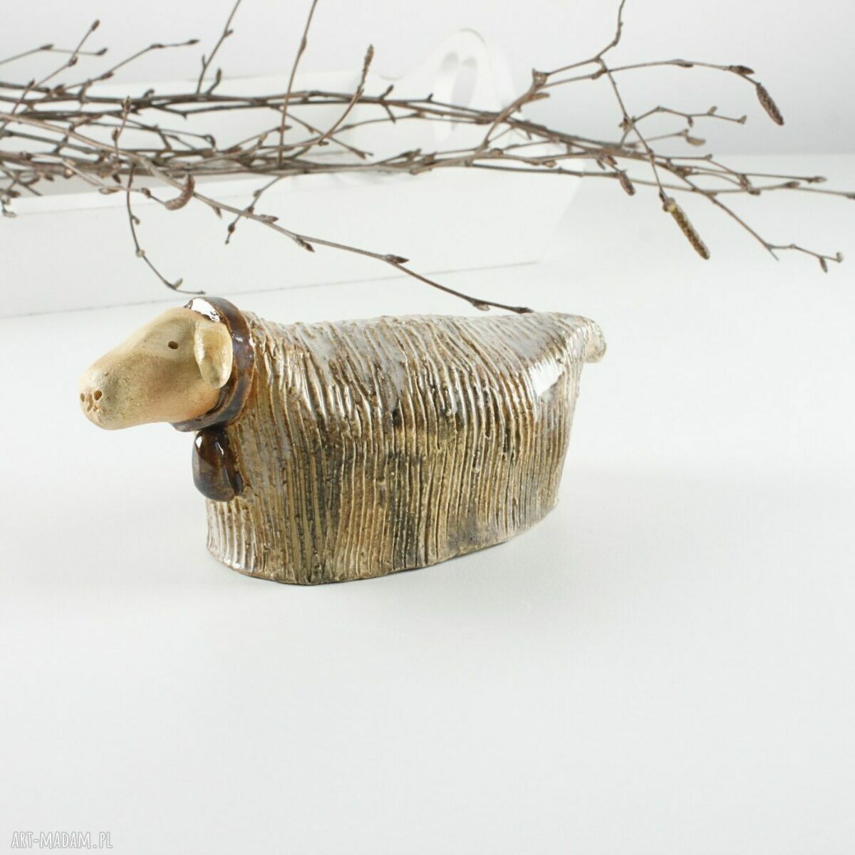 Ceramiczny baranek wielkanocny do koszyczka i na świąteczny stół