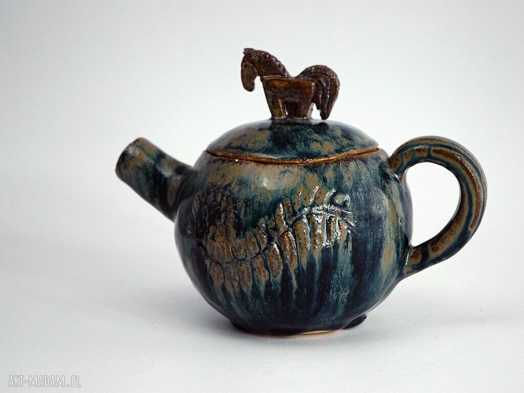 Ceramiczny czajniczek - imbryk do herbaty z motywem konia