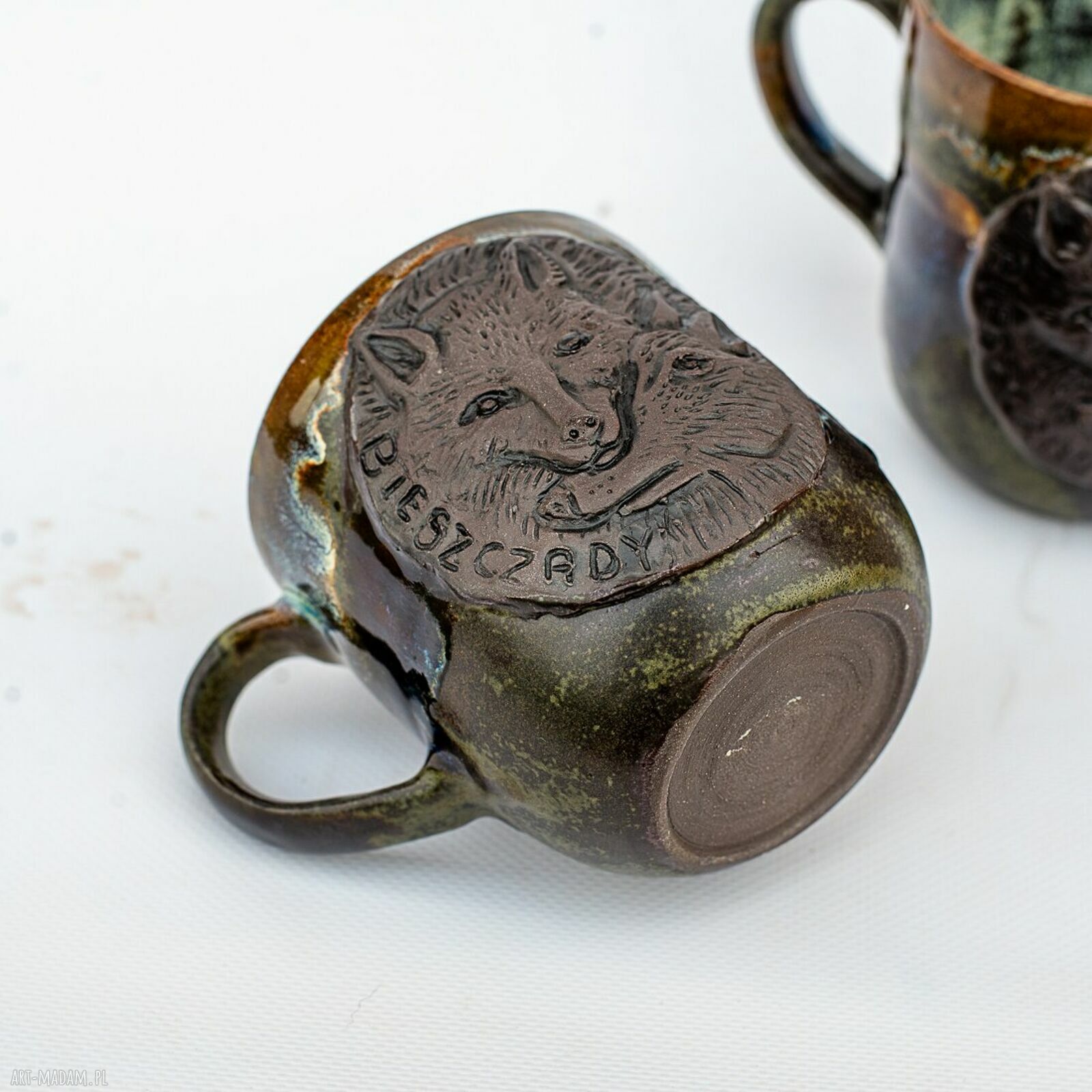 Duży kubek ceramiczny z wilkiem Bieszczady 450 ml - brąz mat