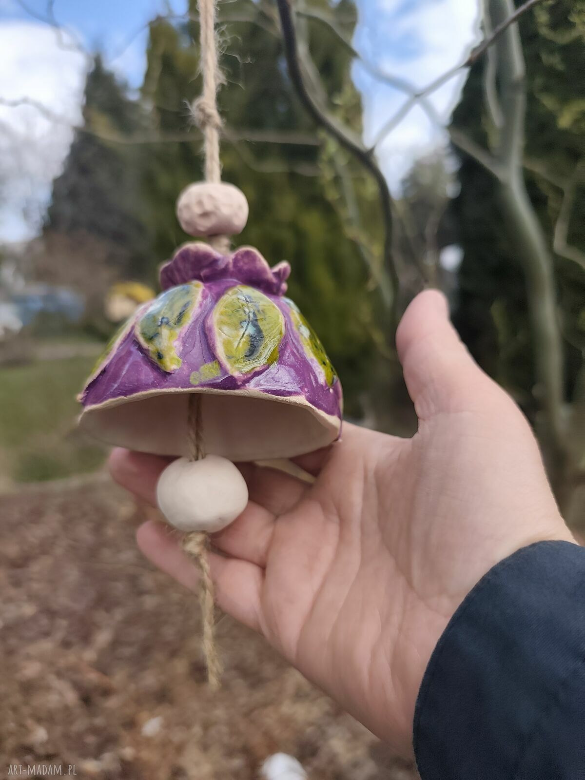 Dzwonek ceramiczny Sowa - ozdoba, która pięknie brzmi na wietrze