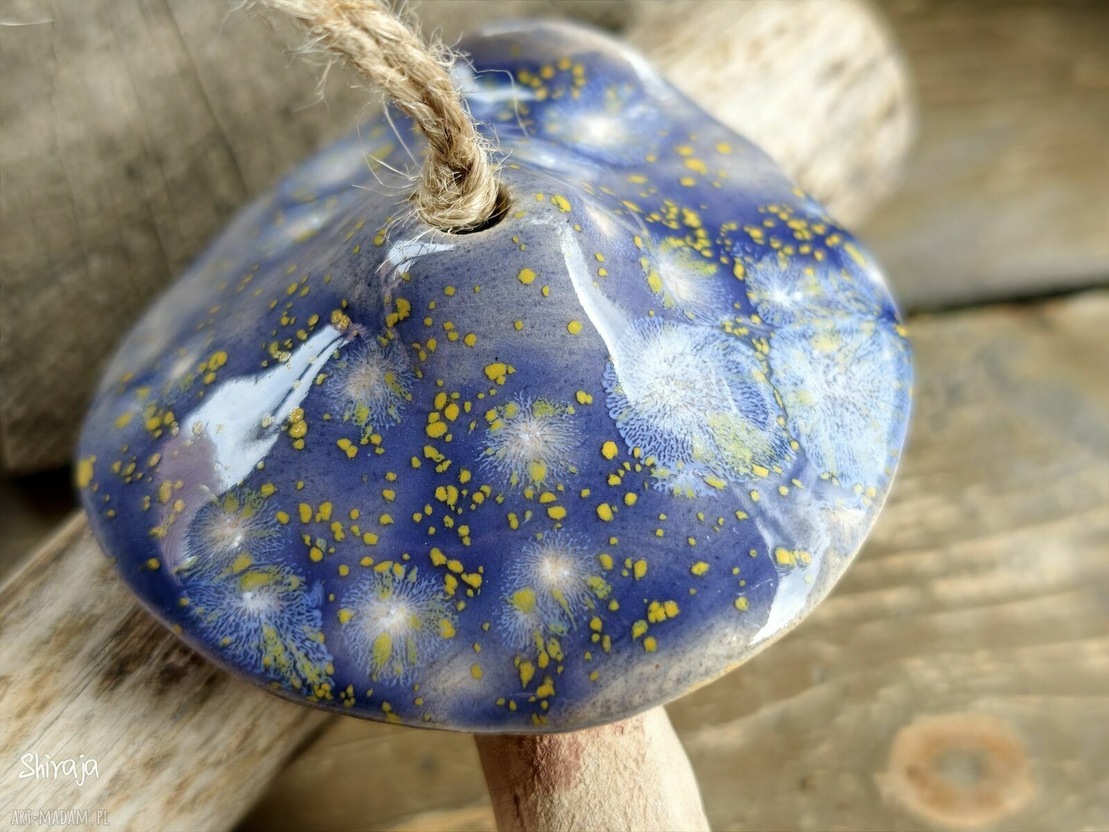 Ceramiczny grzybek zawieszka - leśna dekoracja handmade