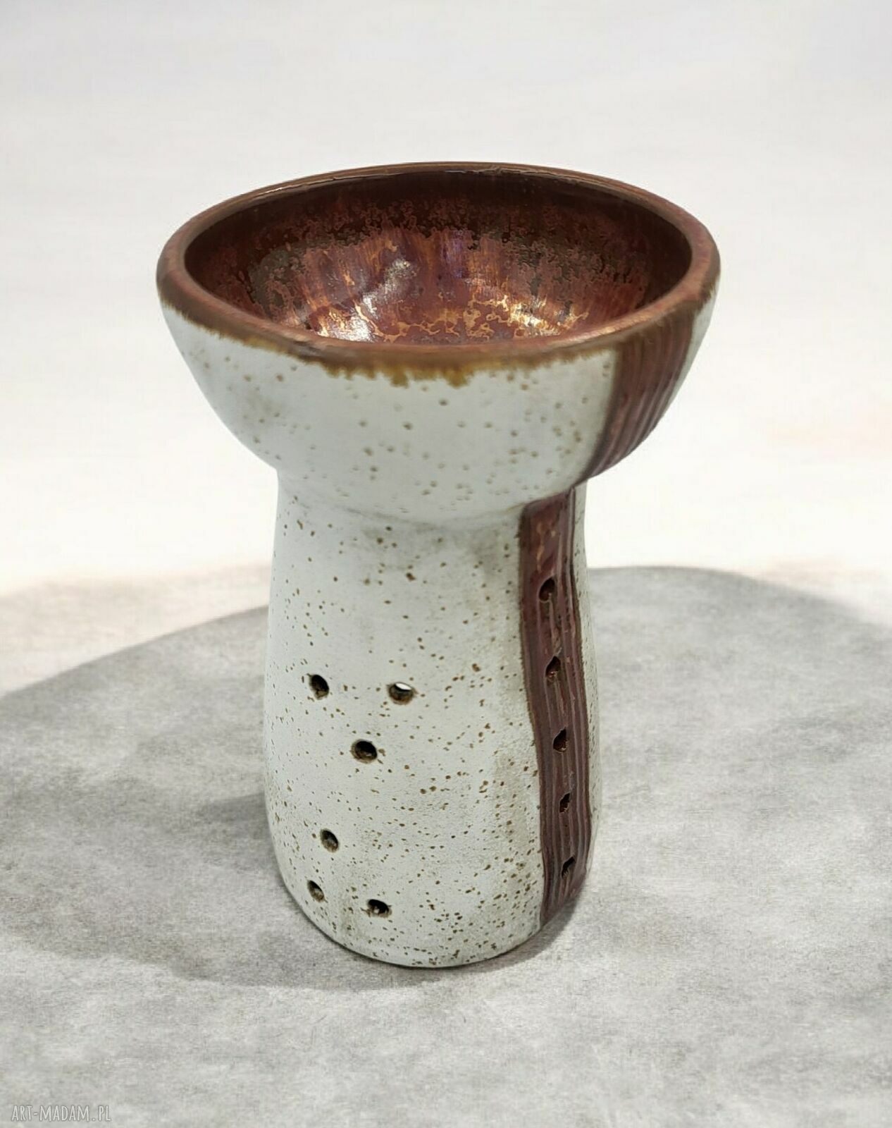 Ceramiczny kominek do aromaterapii w stylu BOHO - biel i miedź