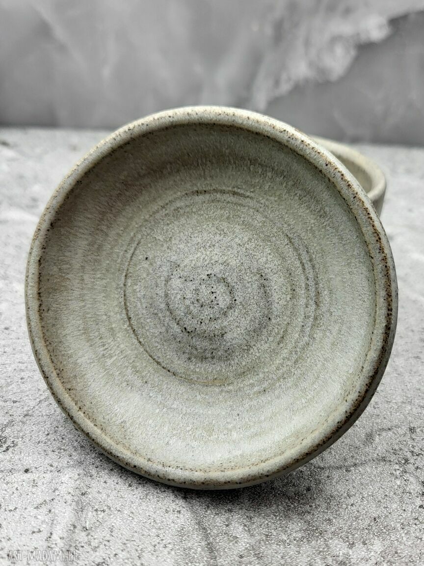 Ceramiczny kominek do aromaterapii w bieli (ręcznie toczony)