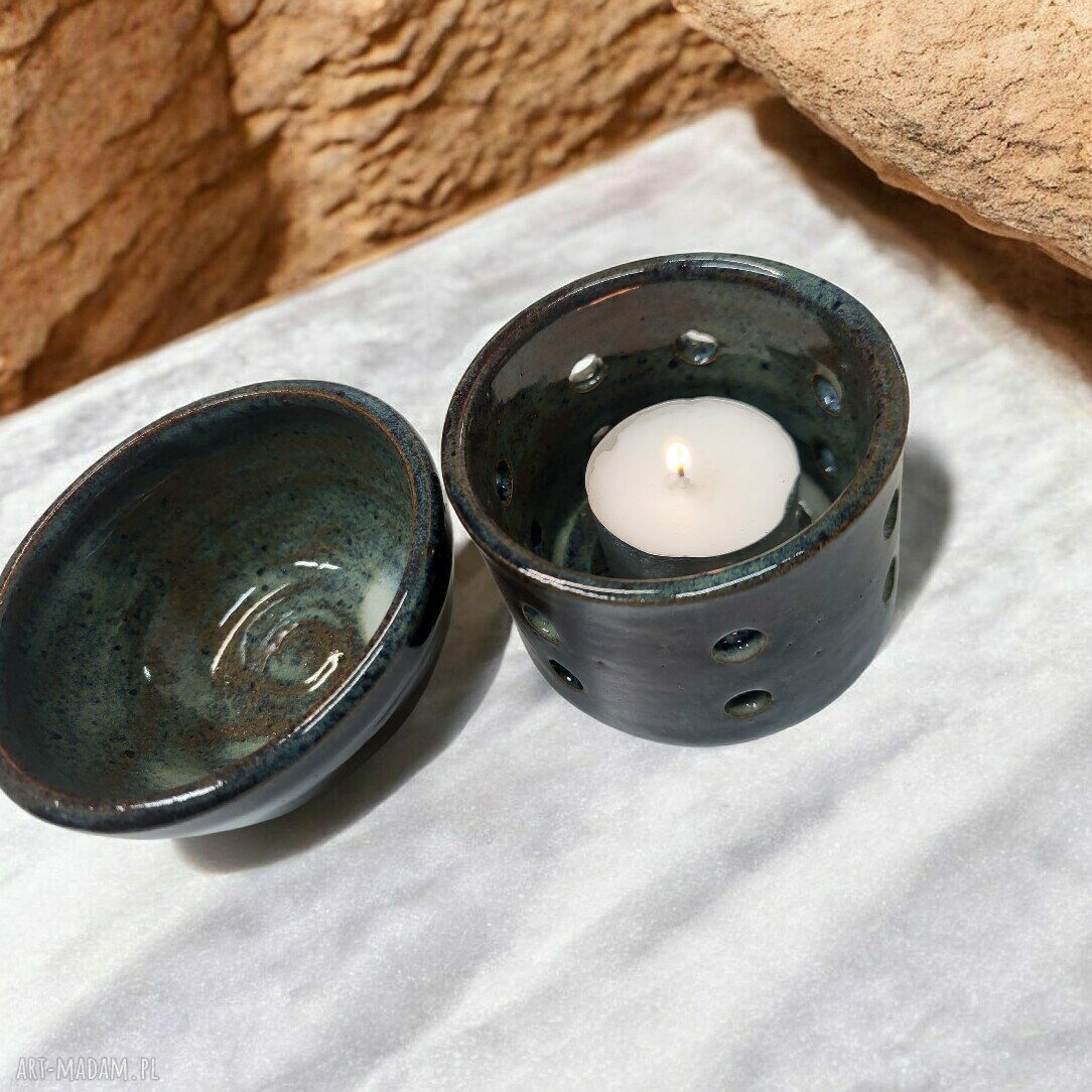 Ceramiczny kominek do aromaterapii na świeczkę w brązowo-niebieskich odcieniach