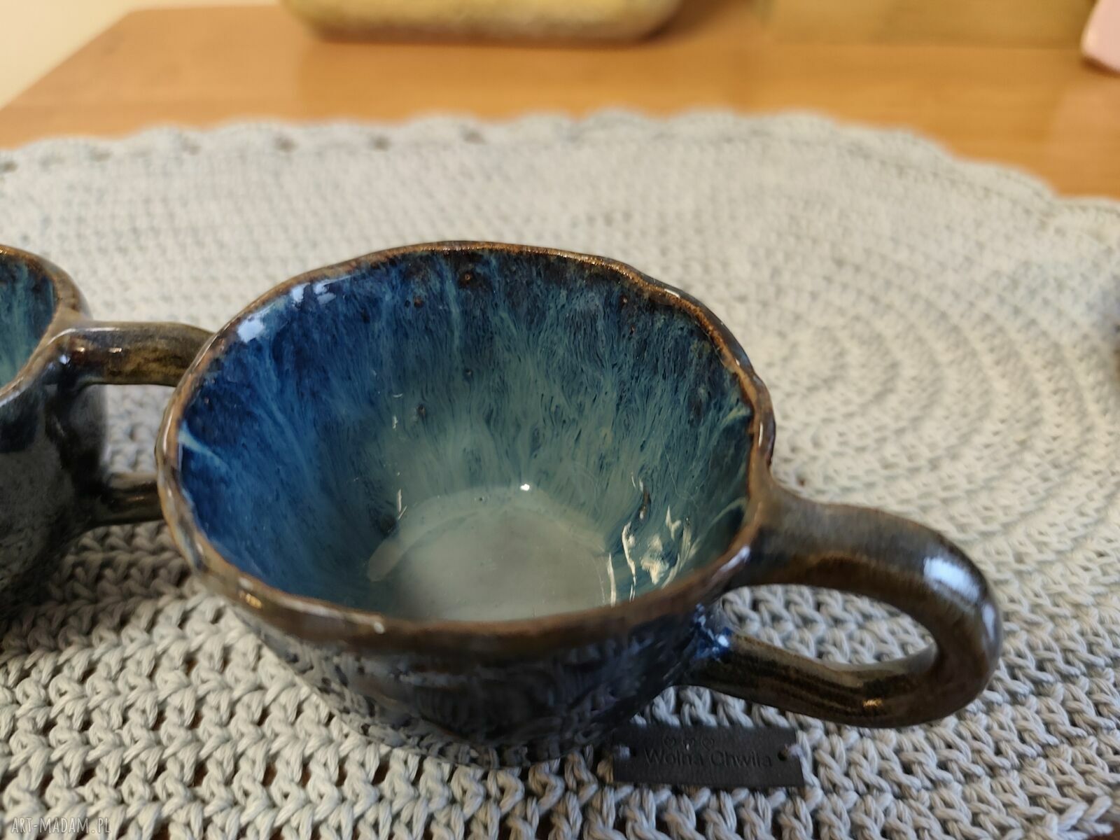 Ręcznie robiony kubek ceramiczny Wolna Chwila dla niej - niebieski, ok. 100 ml