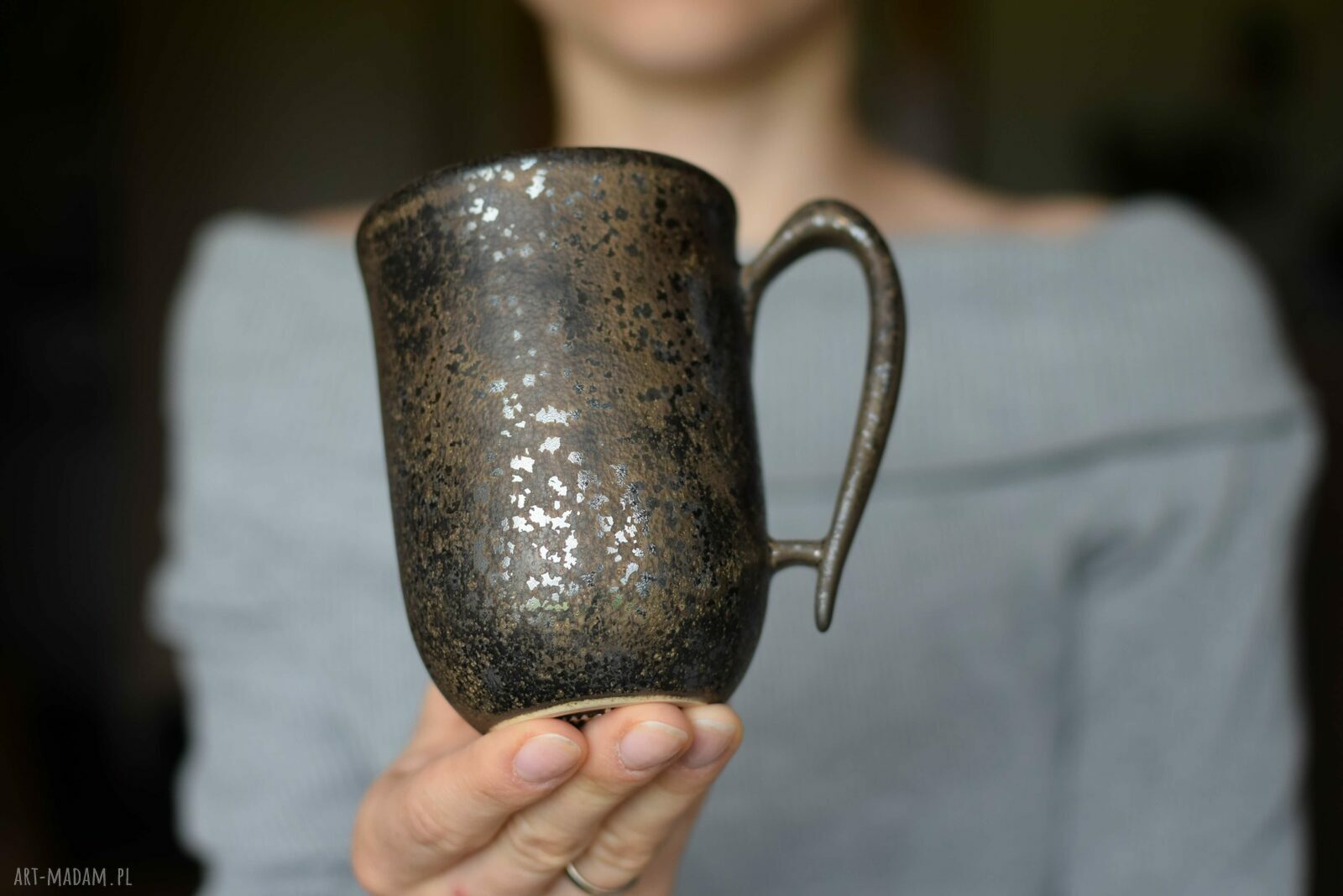 Kubek Ceramiczny Ciemne Złoto 325ml
