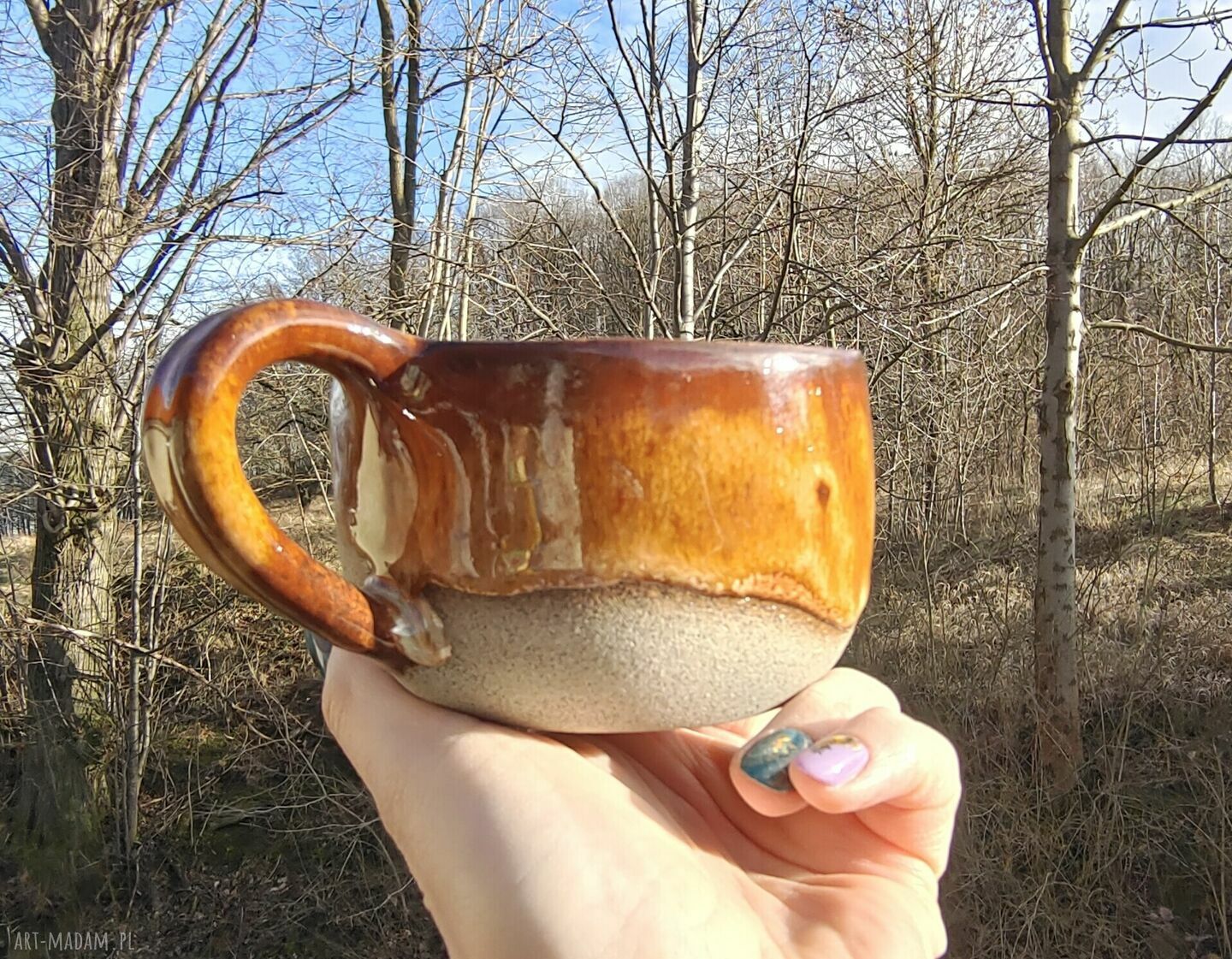 Ceramiczny kubek Shiraja C642 - dekoracja stołu i prezent na herbatę