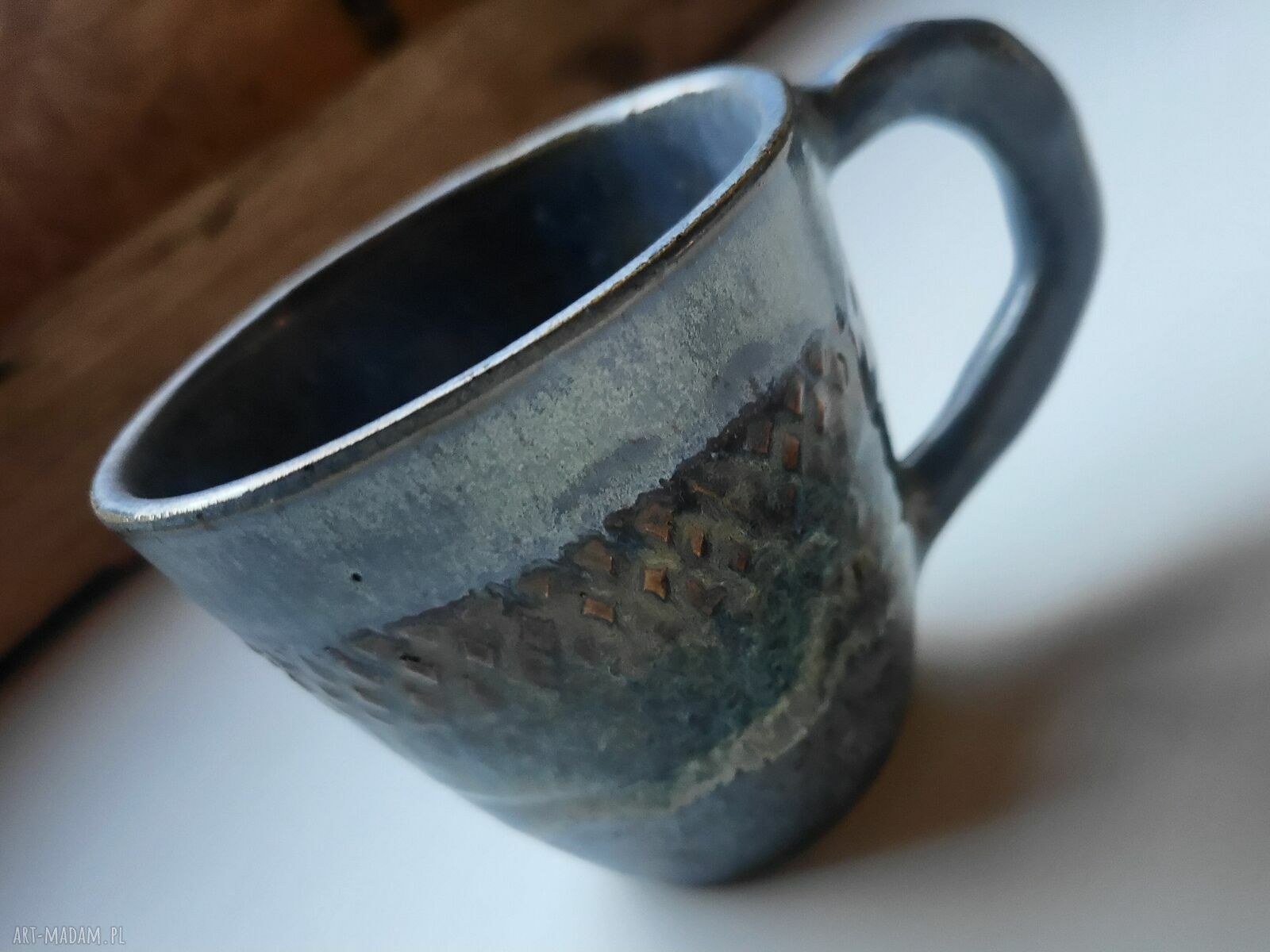Artystyczny ceramiczny kubek na herbatę i kawę - 300 ml, ręcznie dopieszczany