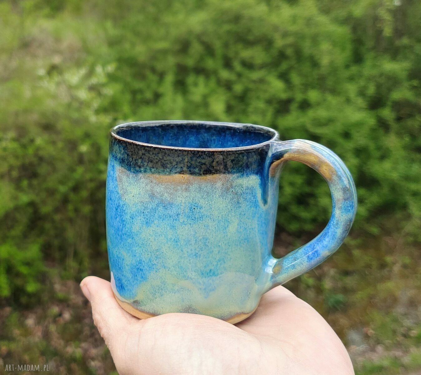 Ceramiczny kubek na kawę z kamionki c462 - niebieskie szkliwo