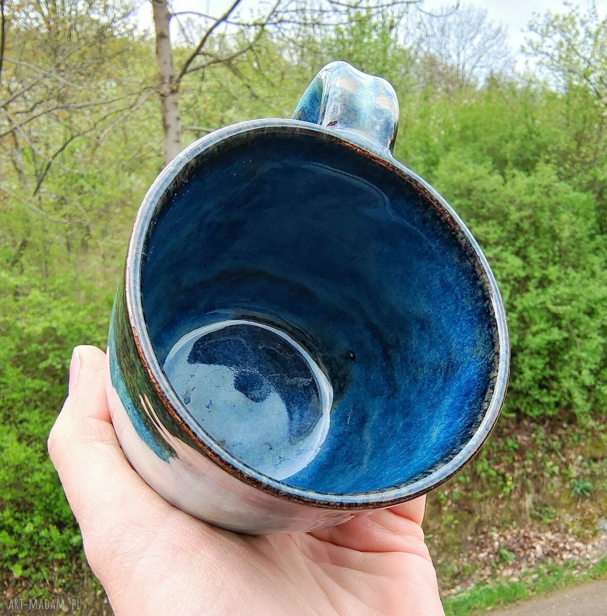 Ceramiczny kubek na kawę z kamionki c462 - niebieskie szkliwo