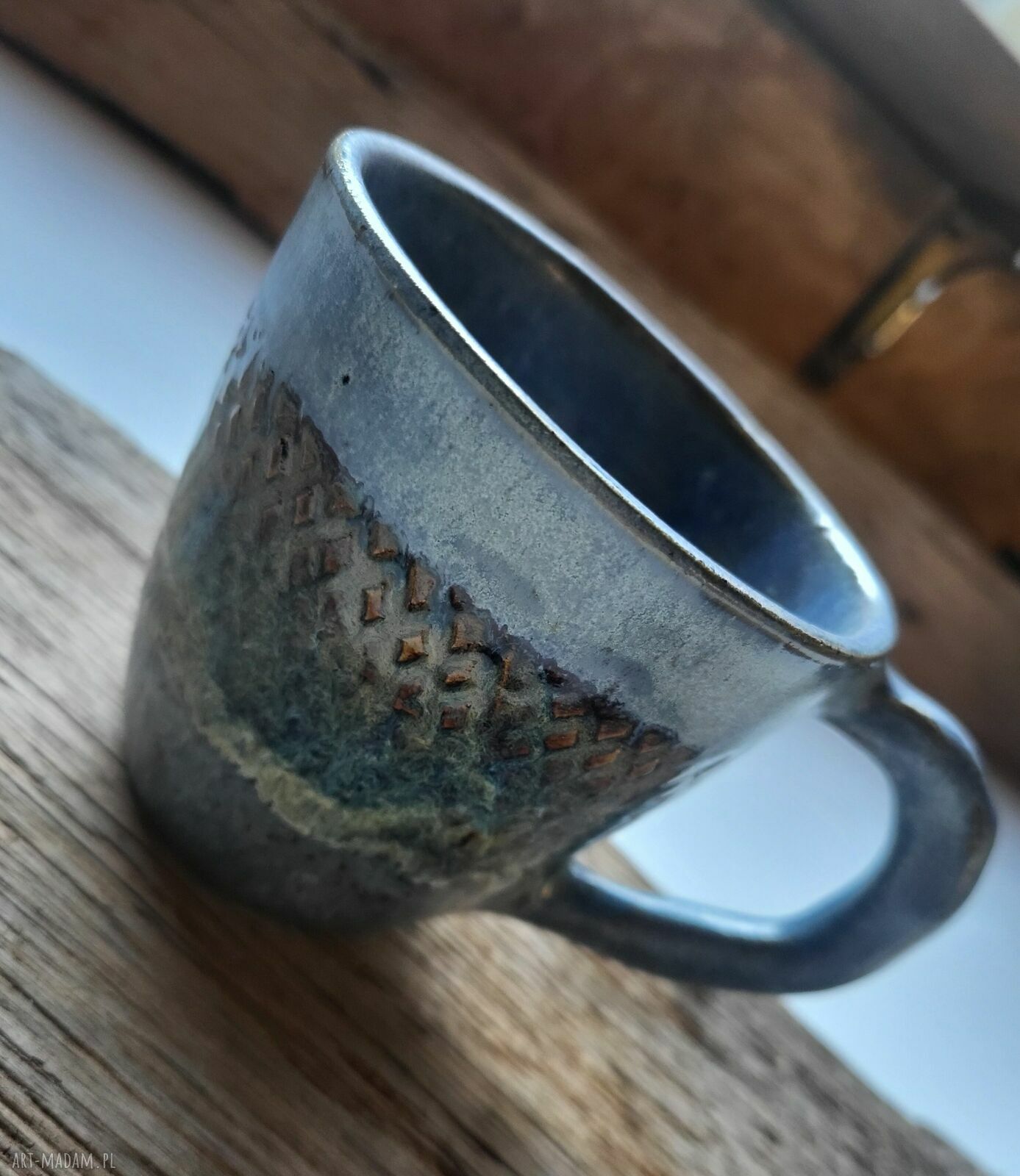Artystyczny ceramiczny kubek na herbatę i kawę - 300 ml, ręcznie dopieszczany