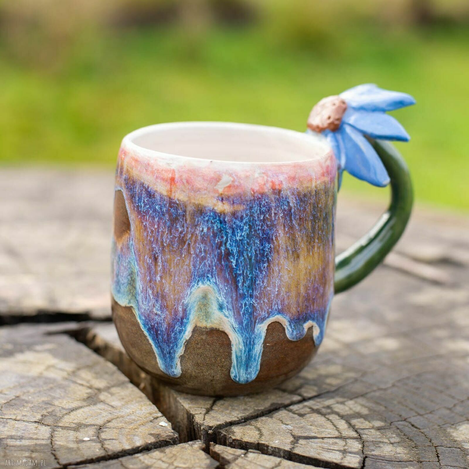 Kubek ceramiczny z kwiatkiem - zielone poszycie ok. 400 ml