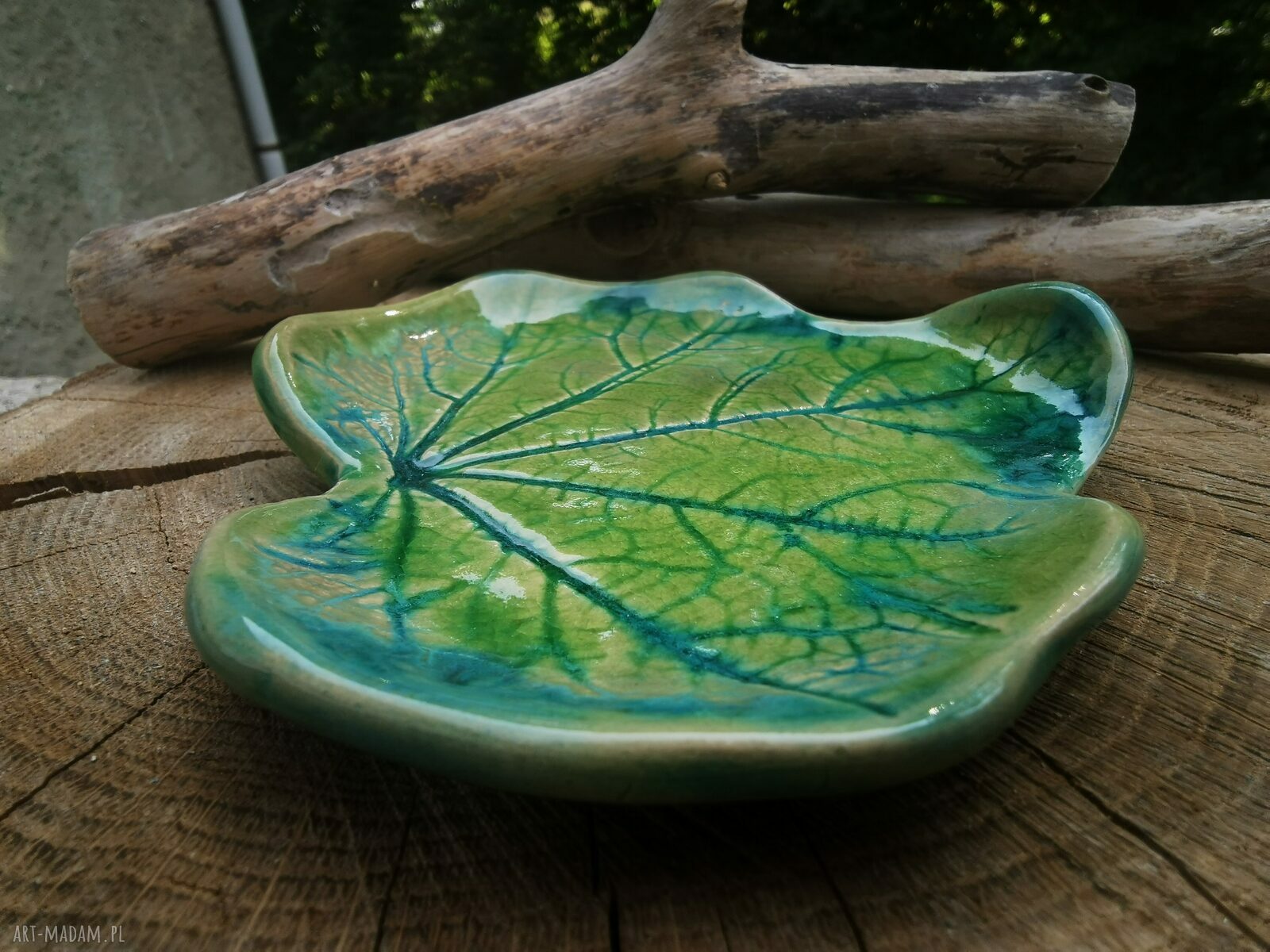 Ceramiczny liść - podstawka (c322) na biżuterię i tealight