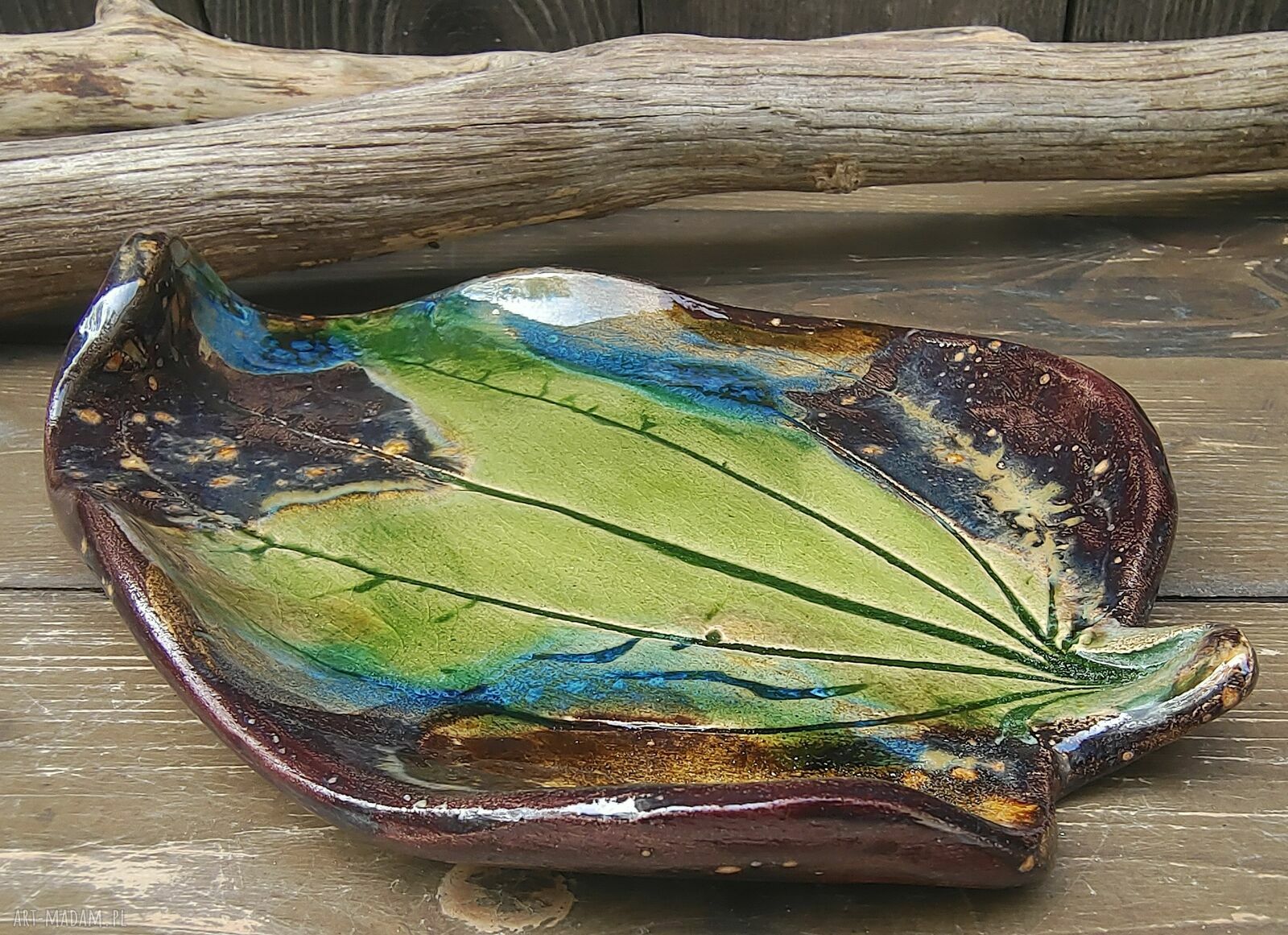 Ceramiczny liść - paterka z gliny, ręcznie robiona