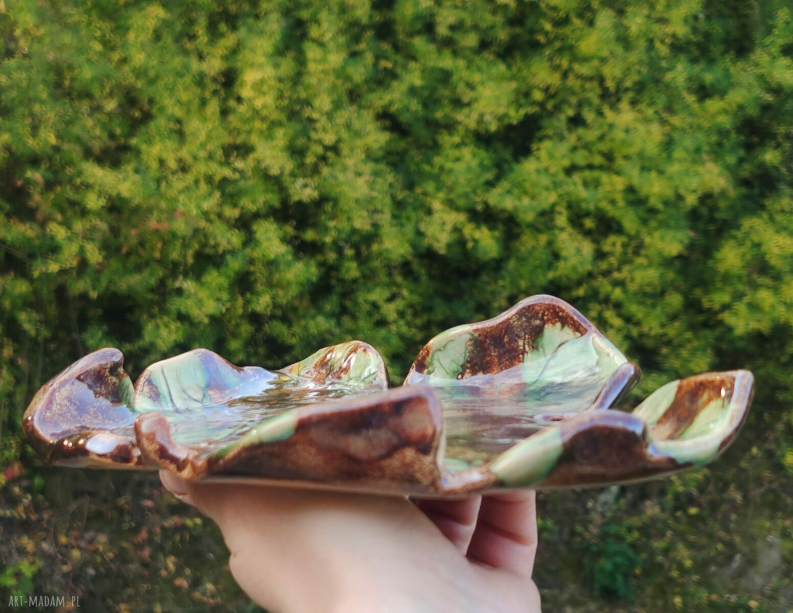 Ceramiczny liść klonu (c567) - podstawka na biżuterię i klucze
