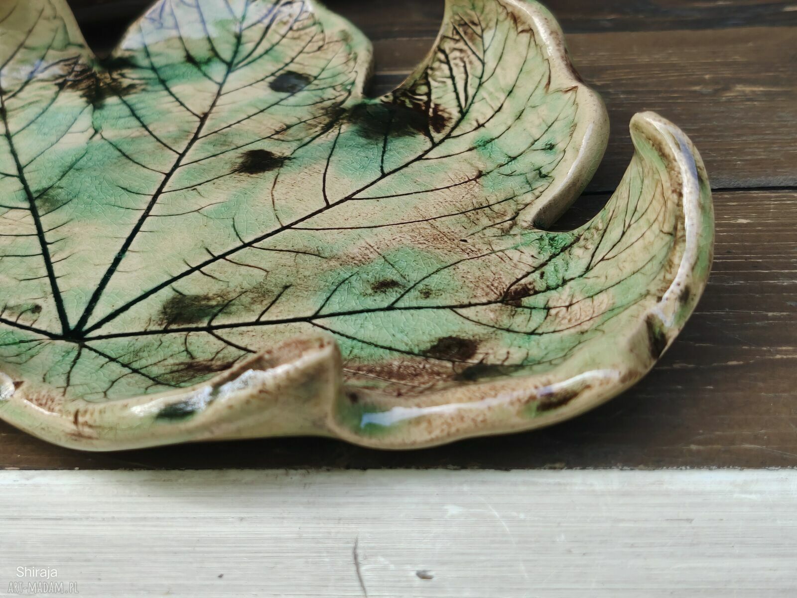 Ceramiczny liść klonu (c912) - ręcznie robiona patera na biżuterię i świece