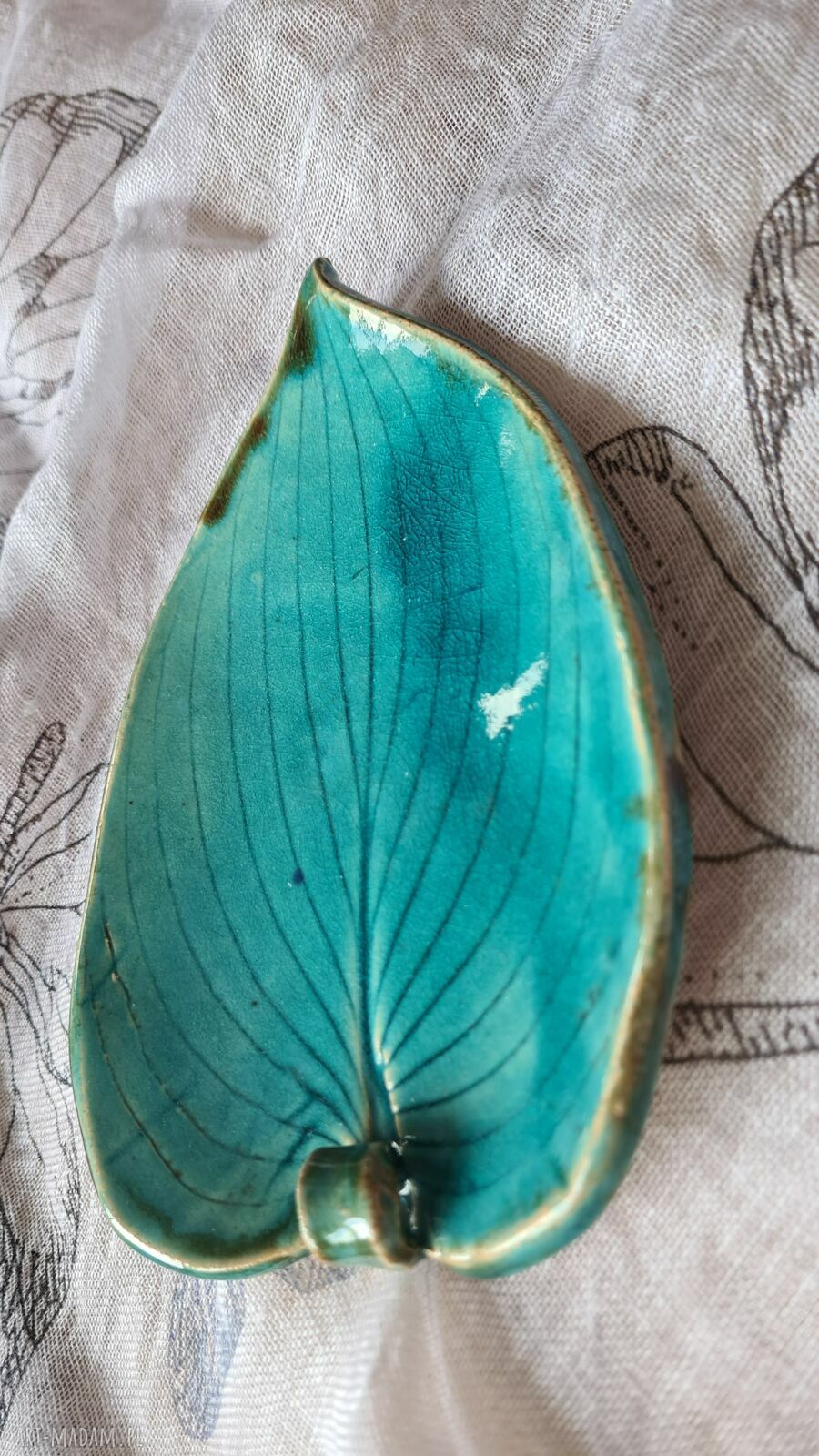 TURKUSOWA miseczka ceramiczna - liść na biżuterię lub przekąski 16x11 cm