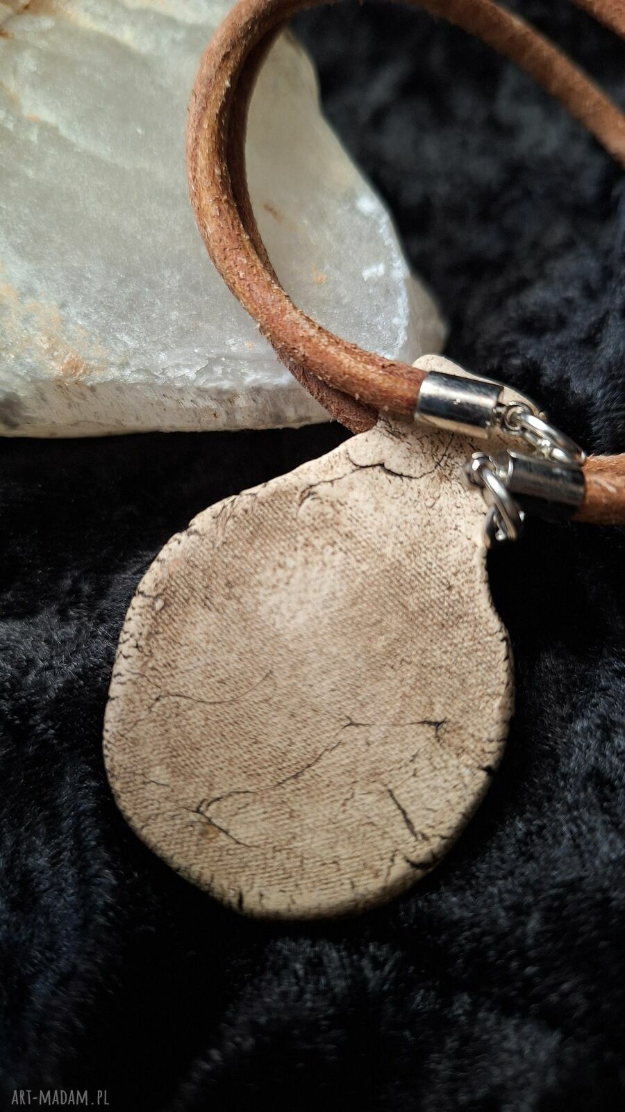 Ceramiczny naszyjnik amulet - Spirala Prawoskrętna Rozwój i Energia na rzemieniu