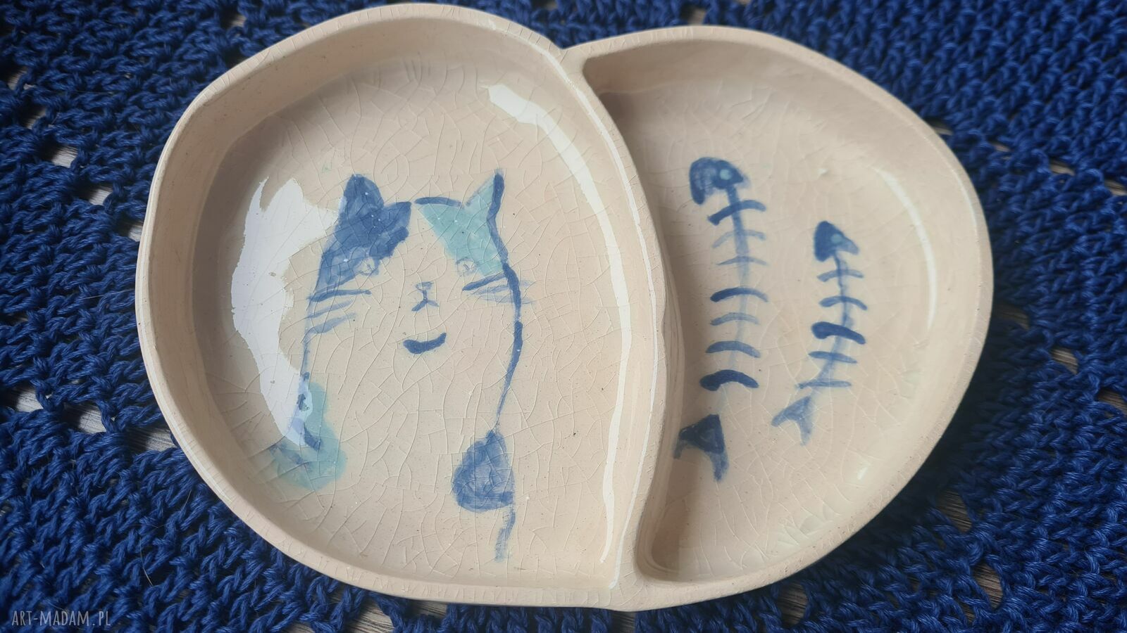 Ceramiczny pojemnik na biżuterię z kotem - ręcznie malowana ceramika