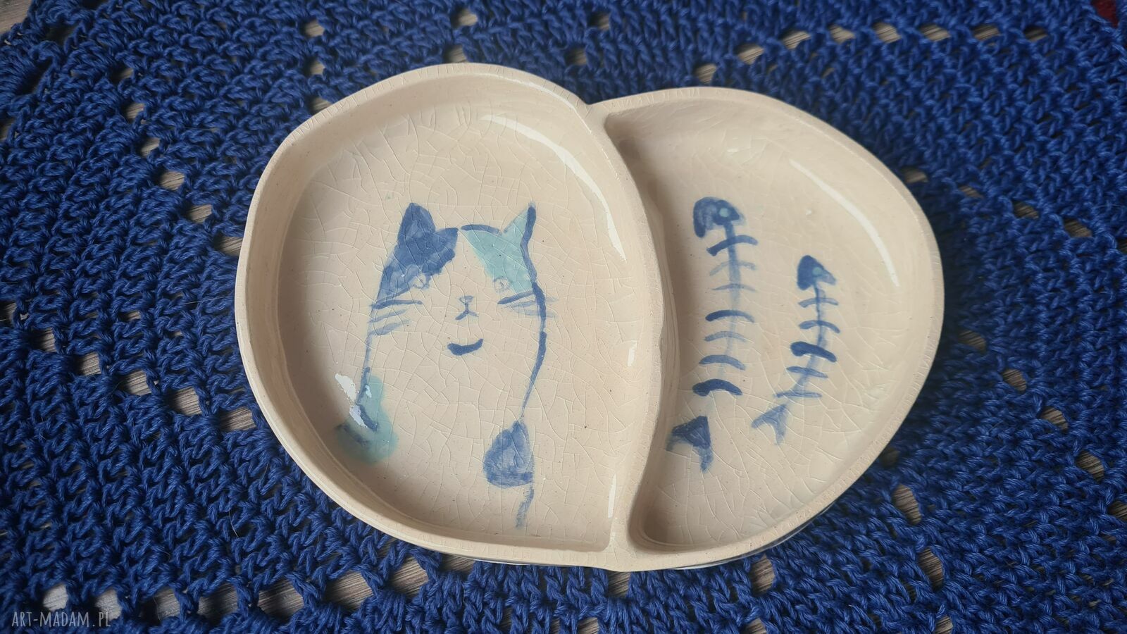 Ceramiczny pojemnik na biżuterię z kotem - ręcznie malowana ceramika
