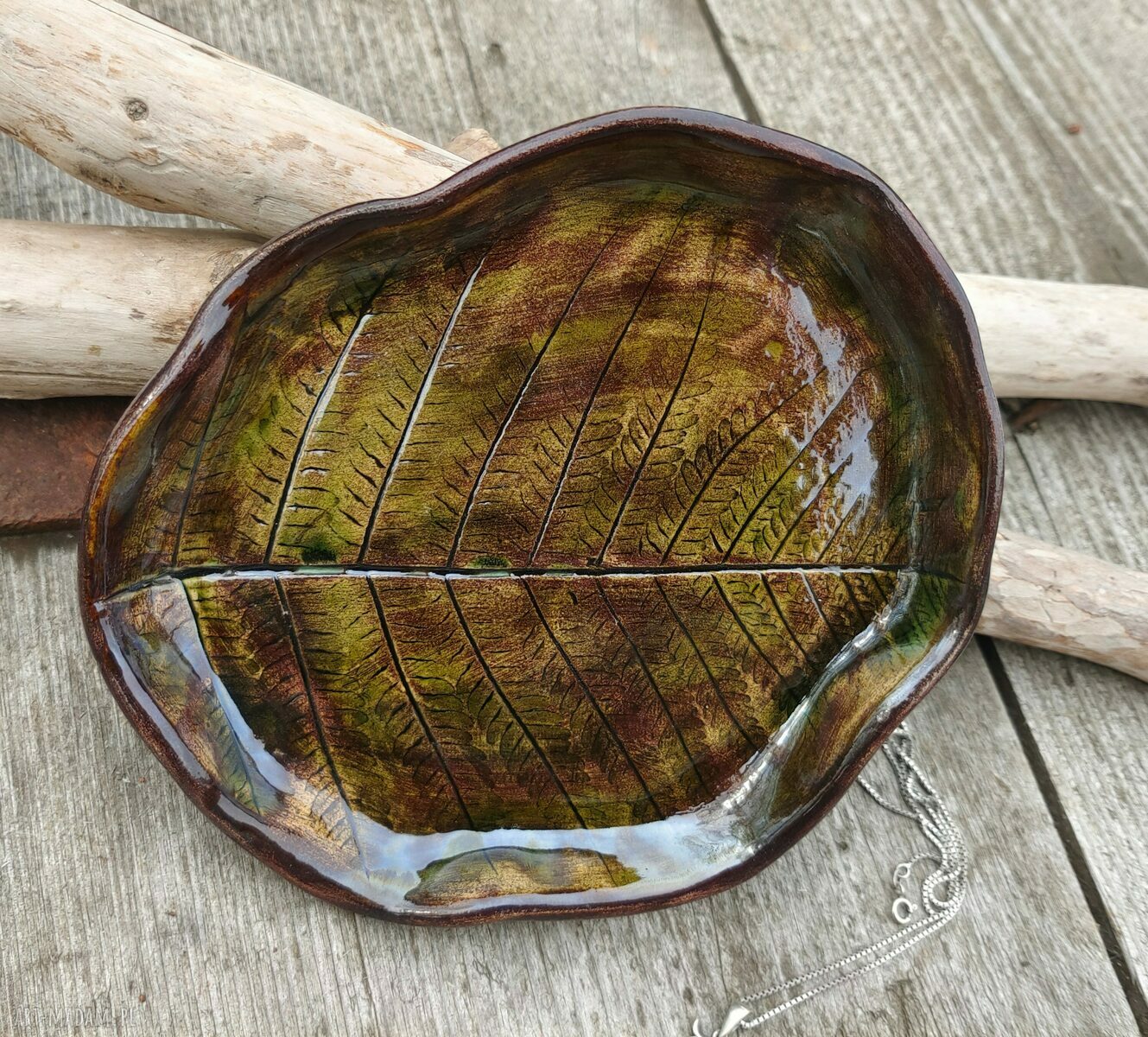Ceramiczny talerzyk - liść paproci na kadzidła, świece i biżuterię (c655)