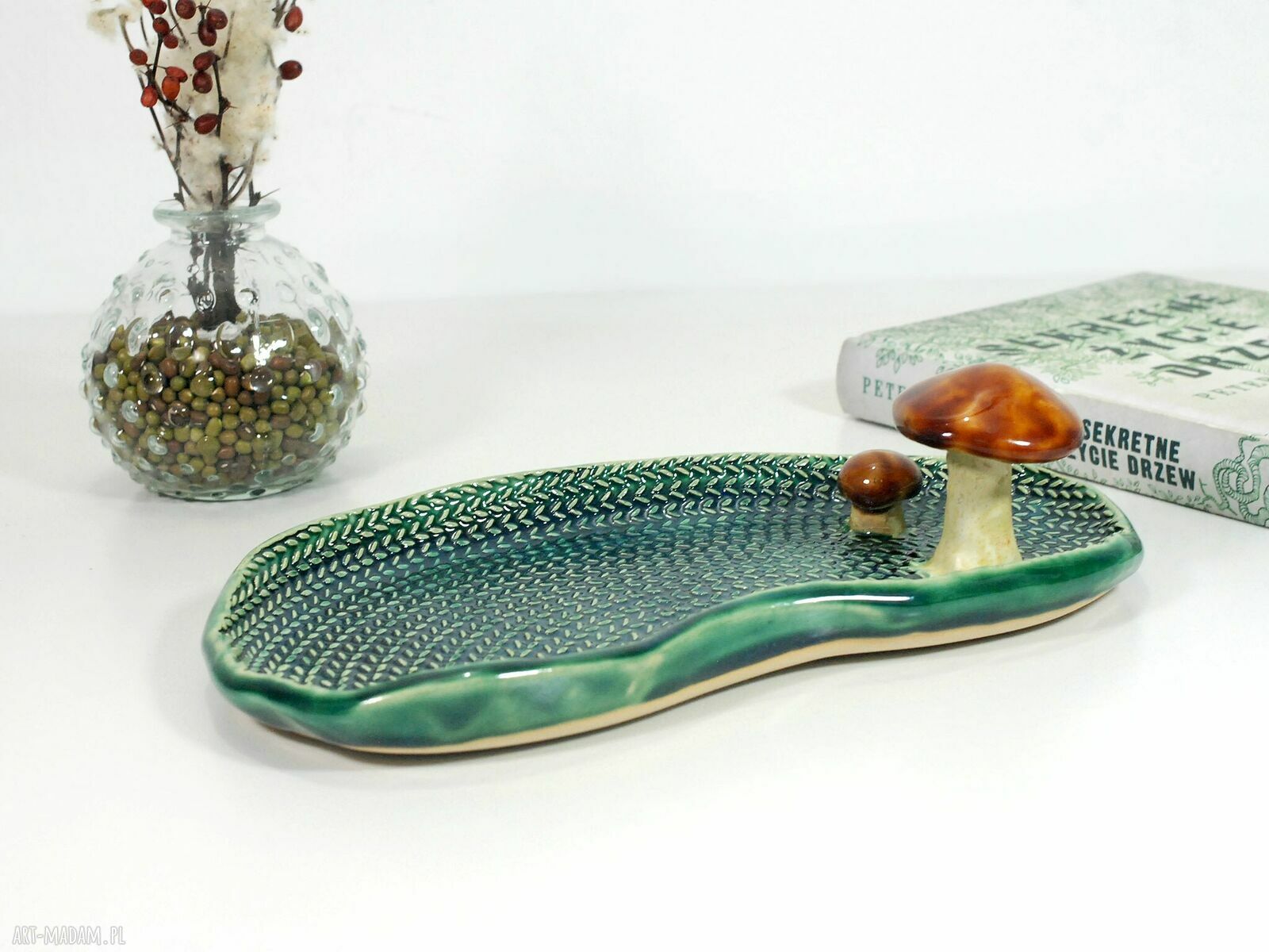 Ceramiczny talerzyk z grzybkiem - na biżuterię, drobiazgi i przekąski