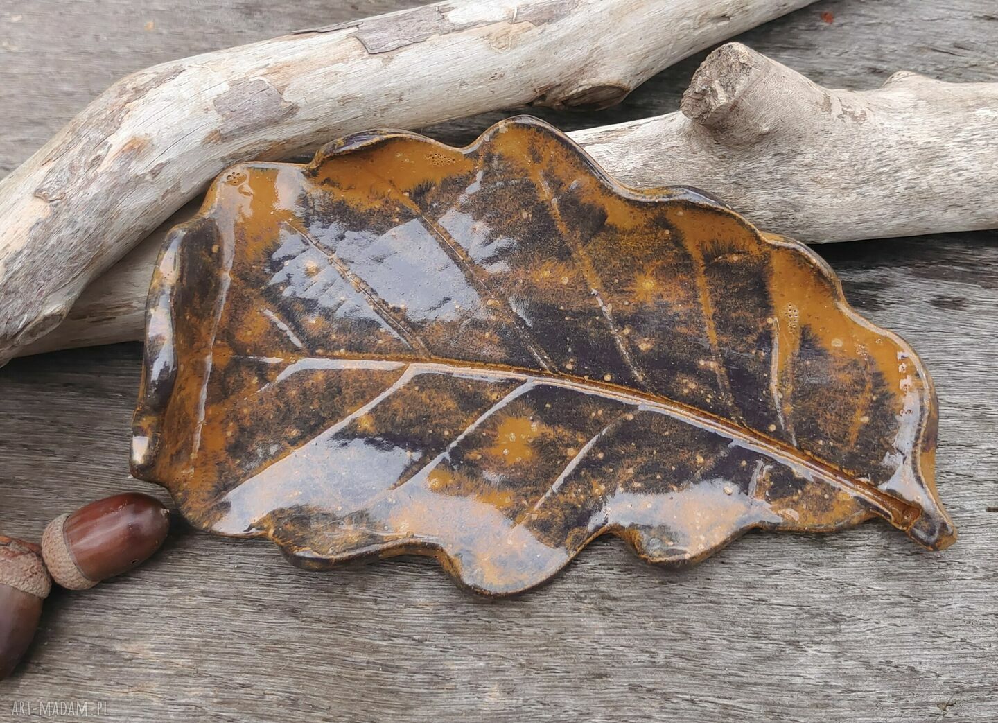 Ceramiczny talerzyk z prawdziwym liściem dębu c786 - na biżuterię i wieczorny klimat