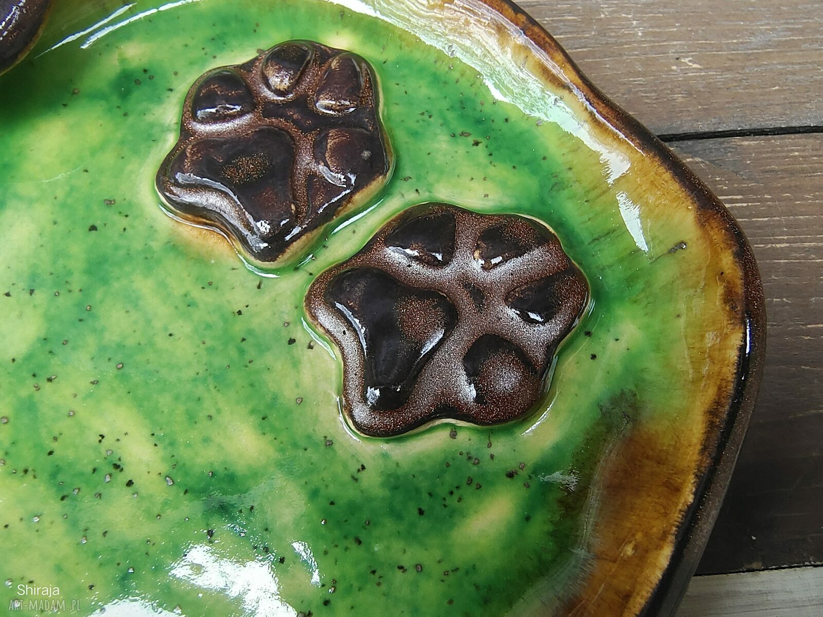 Ceramiczny talerzyk psie łapki - ręcznie robiona podstawka na biżuterię
