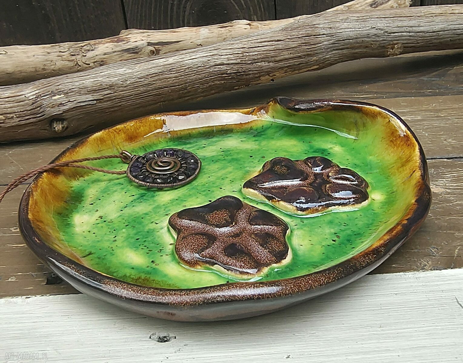 Ceramiczny talerzyk psie łapki - ręcznie robiona podstawka na biżuterię