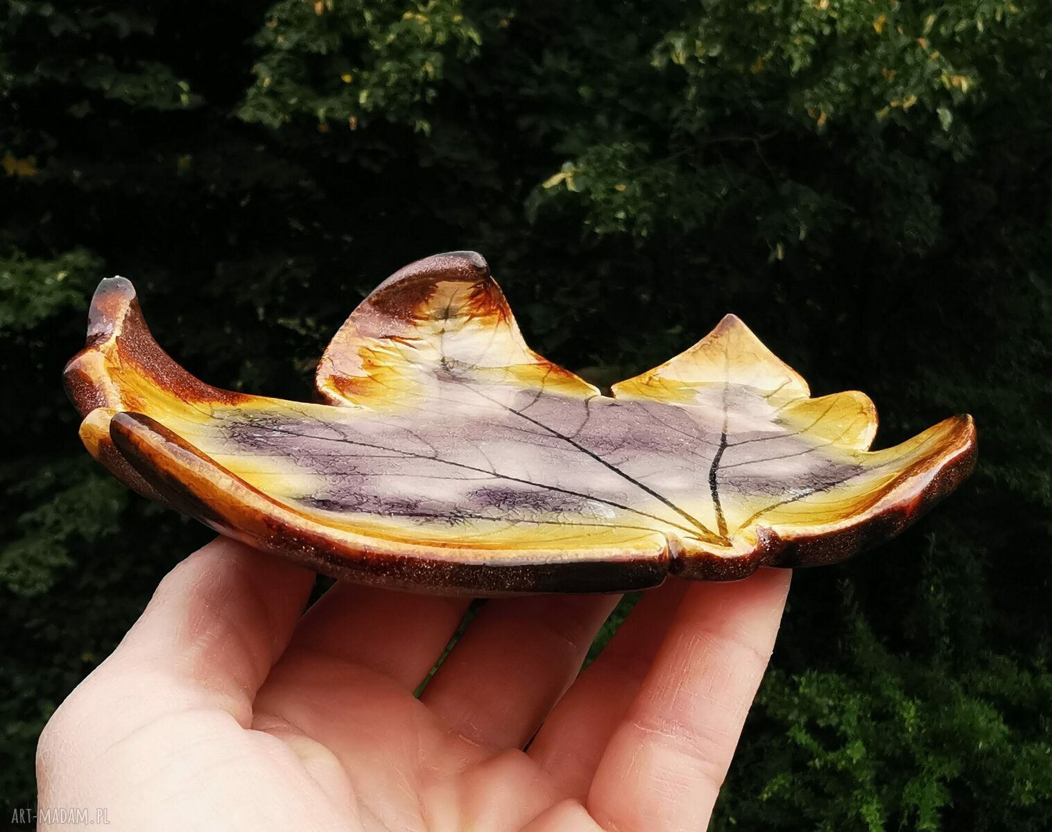 Ceramiczny talerzyk Liść klonu (c330) - podstawka na biżuterię i tealight