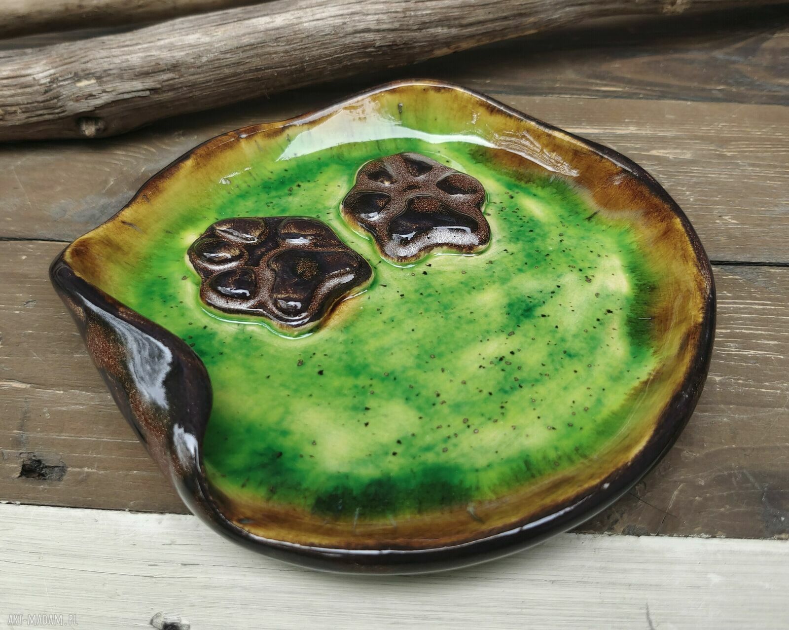 Ceramiczny talerzyk psie łapki - ręcznie robiona podstawka na biżuterię