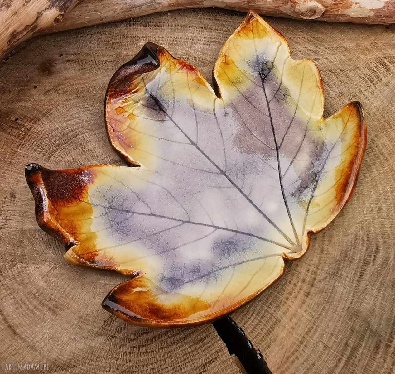 Ceramiczny talerzyk Liść klonu (c330) - podstawka na biżuterię i tealight