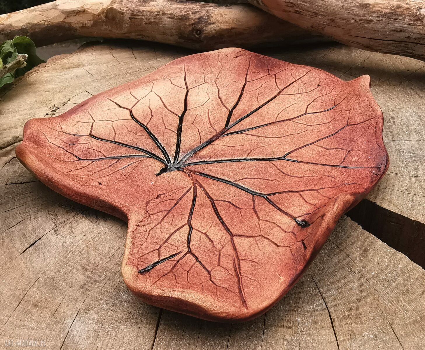 Ceramiczny talerzyk w kształcie liścia (c316) - pod biżuterię i drobiazgi