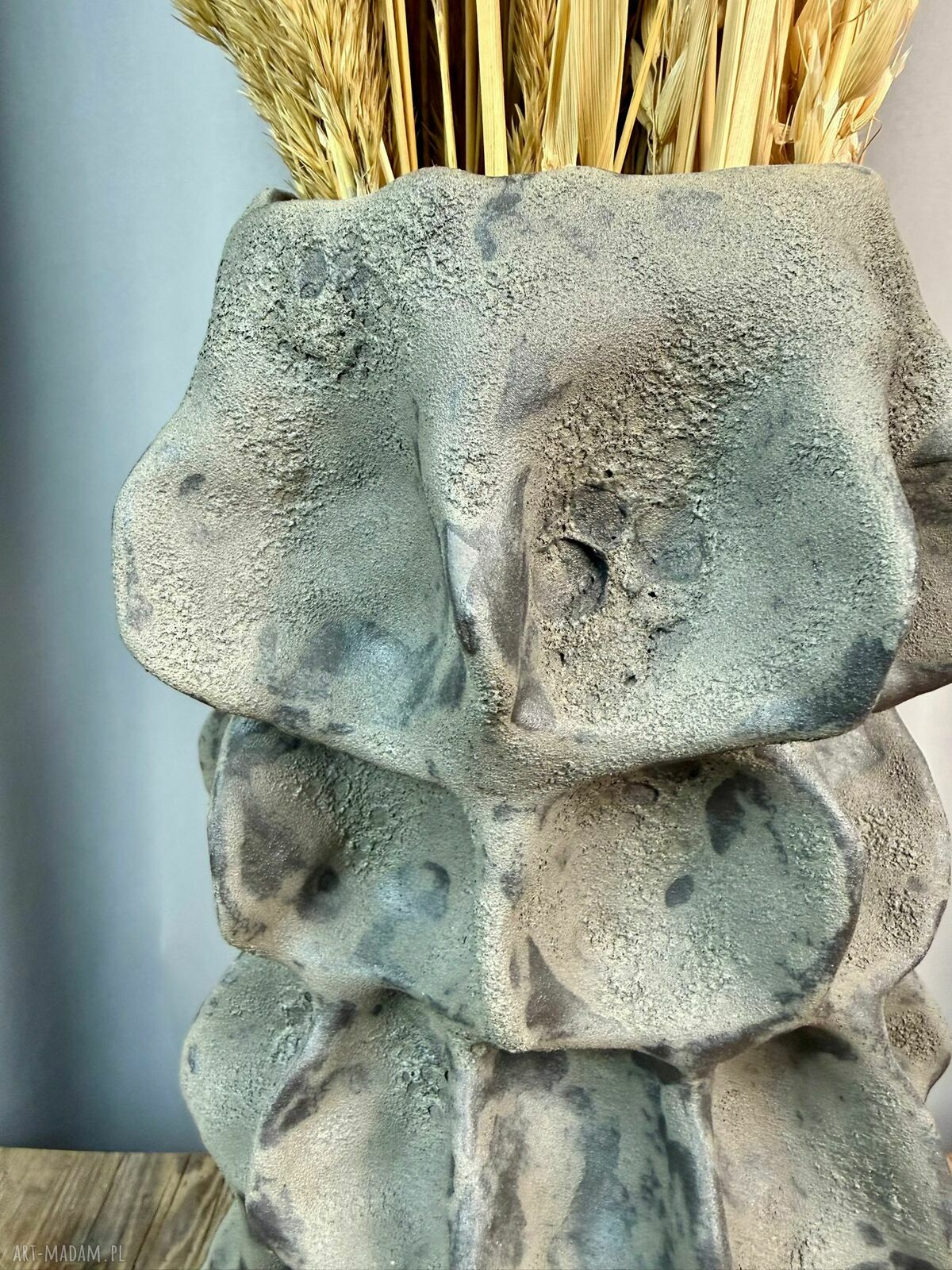 Wazon ceramiczny z kolekcji Organica - ręcznie lepiony poLEPIONE
