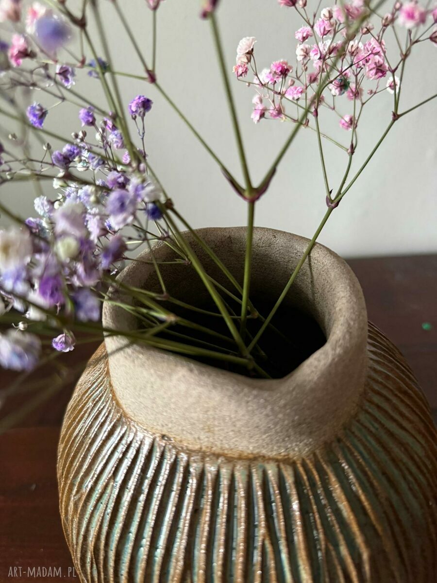 Wazon ceramiczny „Deep Lines”