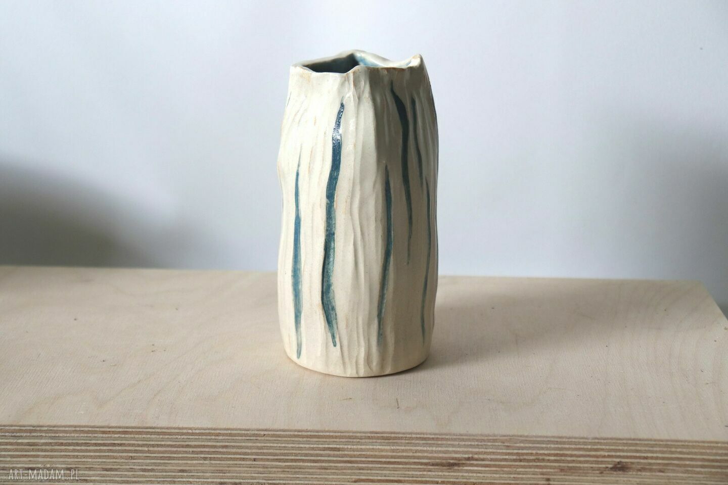 Wazon ceramiczny Otuliny - ręcznie formowany, niepowtarzalny